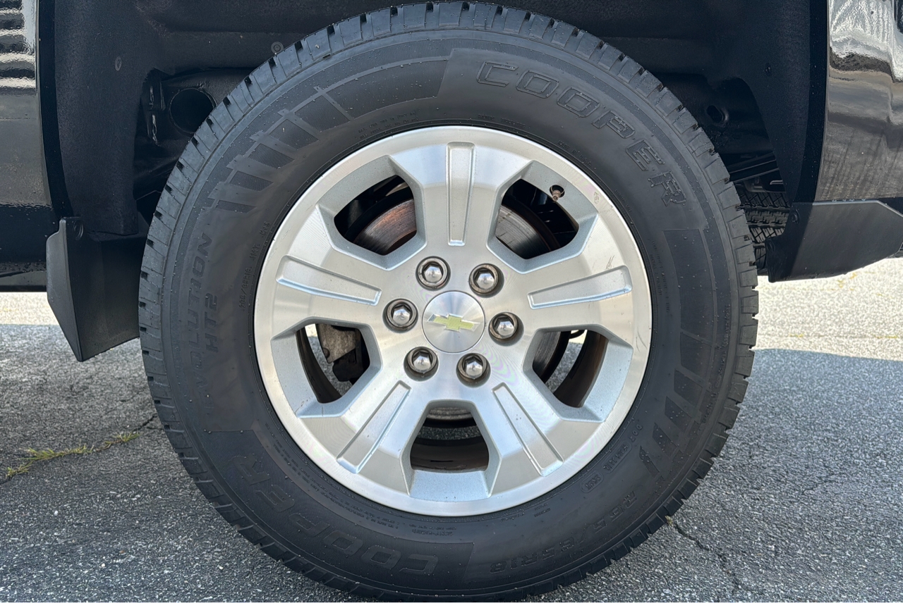 R&L Motors - Used vehicle - Truck CHEVROLET SILVERADO 1500 2014