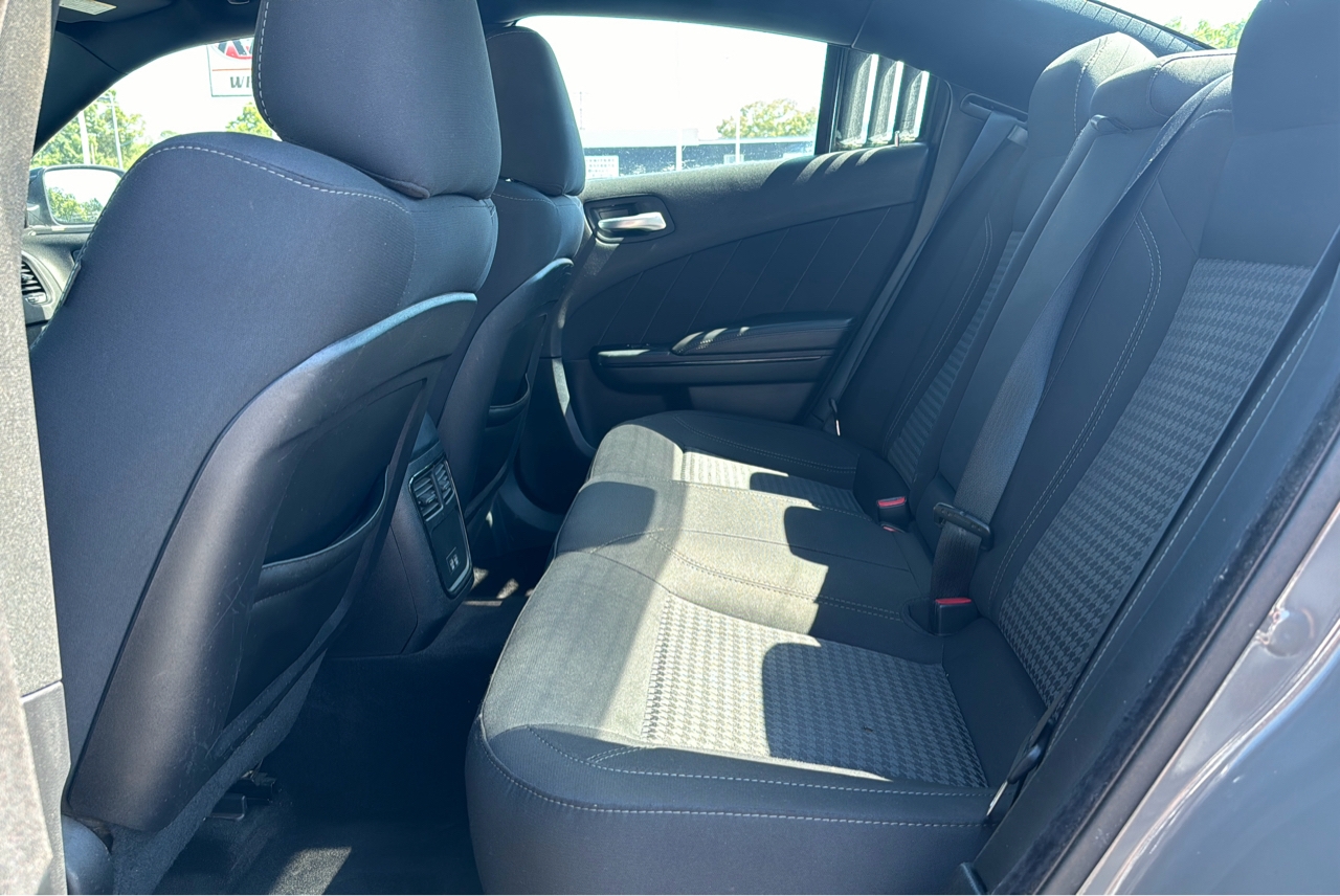 R&L Motors - Used vehicle - Sedan DODGE CHARGER 2018