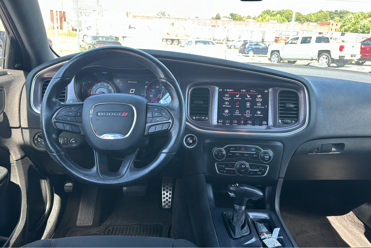 R&L Motors - Used vehicle - Sedan DODGE CHARGER 2018