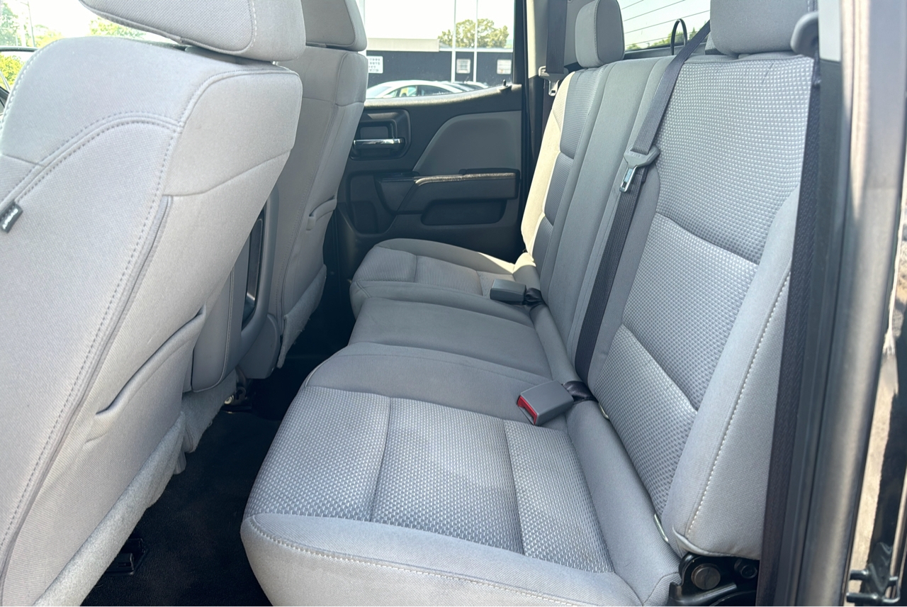 R&L Motors - Used vehicle - Truck CHEVROLET SILVERADO 1500 2017