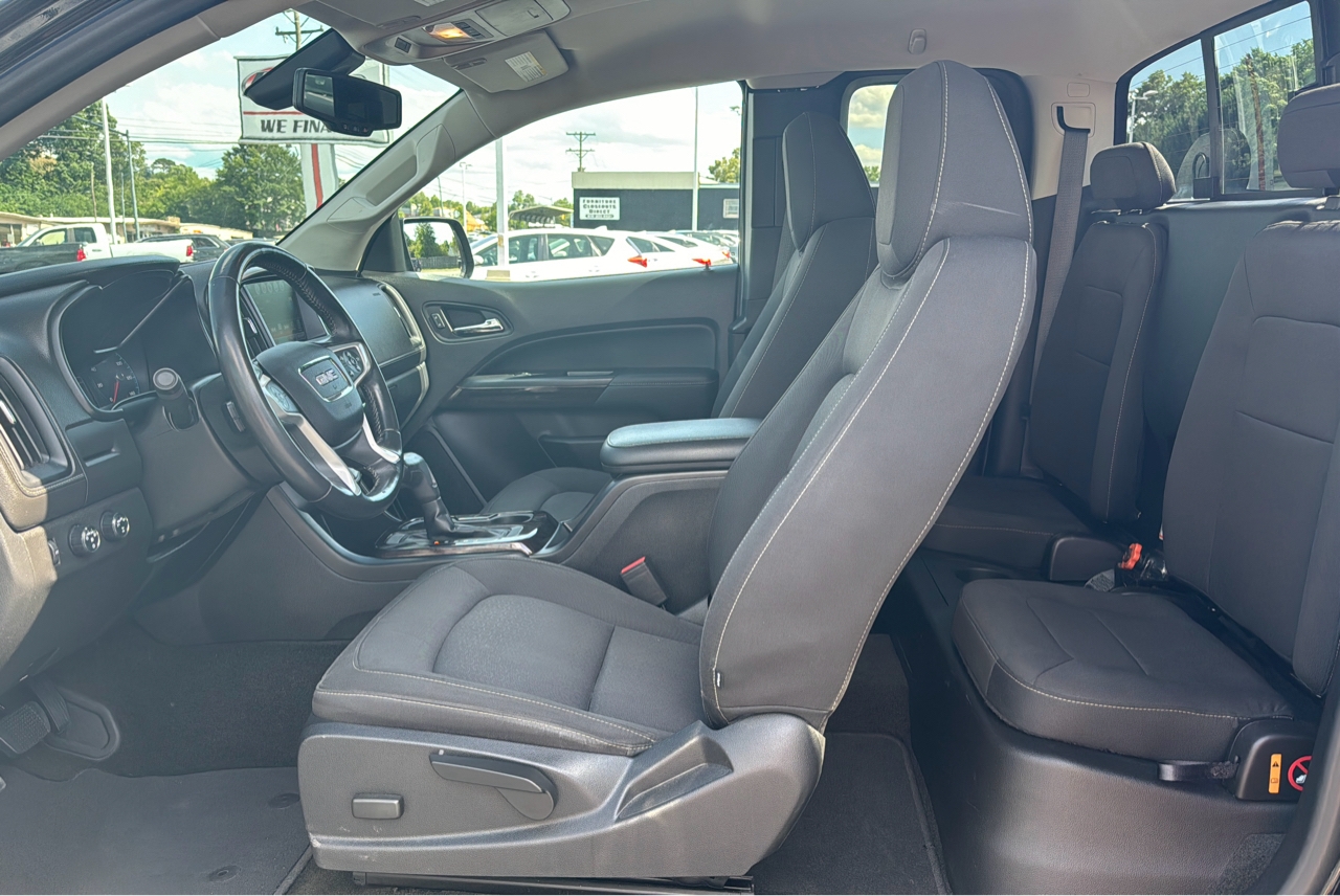 R&L Motors - Used vehicle - Truck GMC CANYON 2018