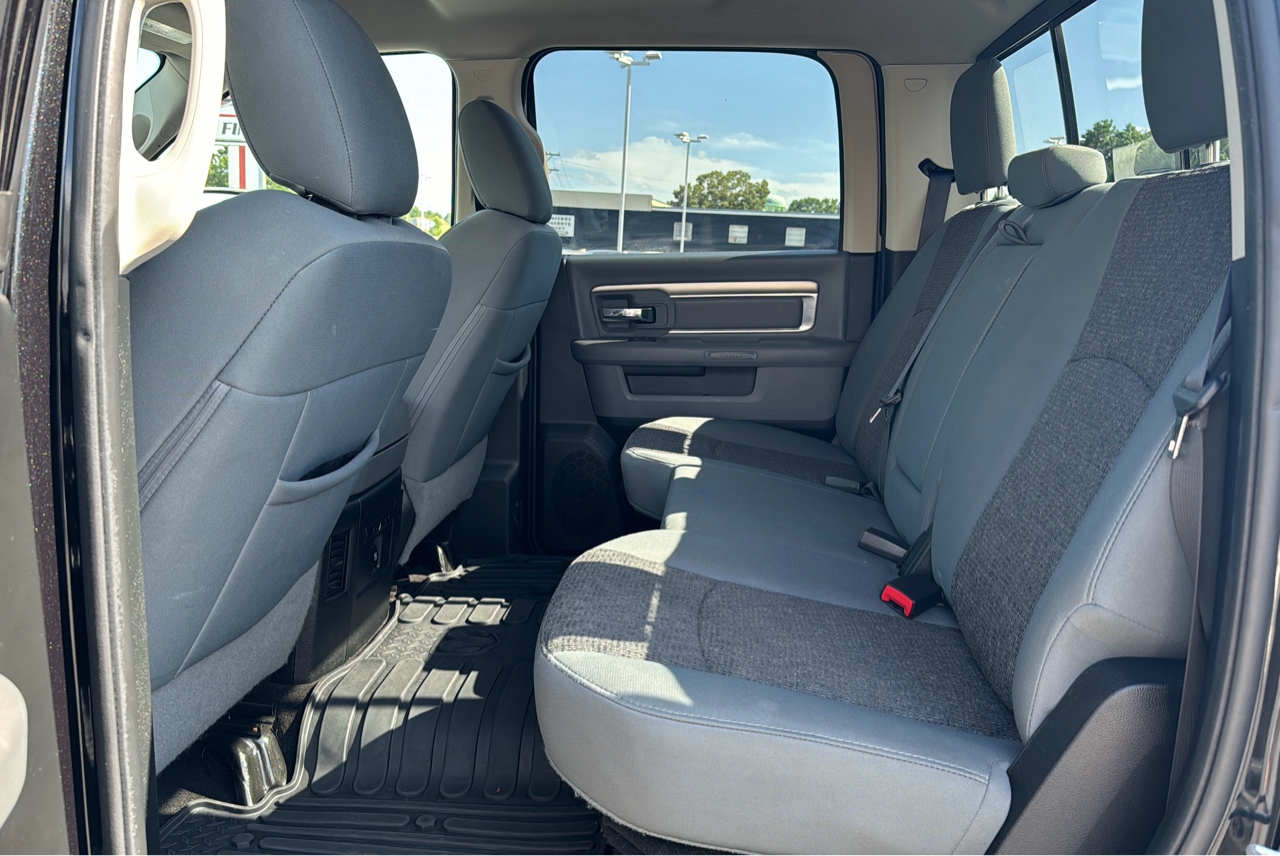 R&L Motors - Used vehicle - Truck DODGE RAM 1500 2017