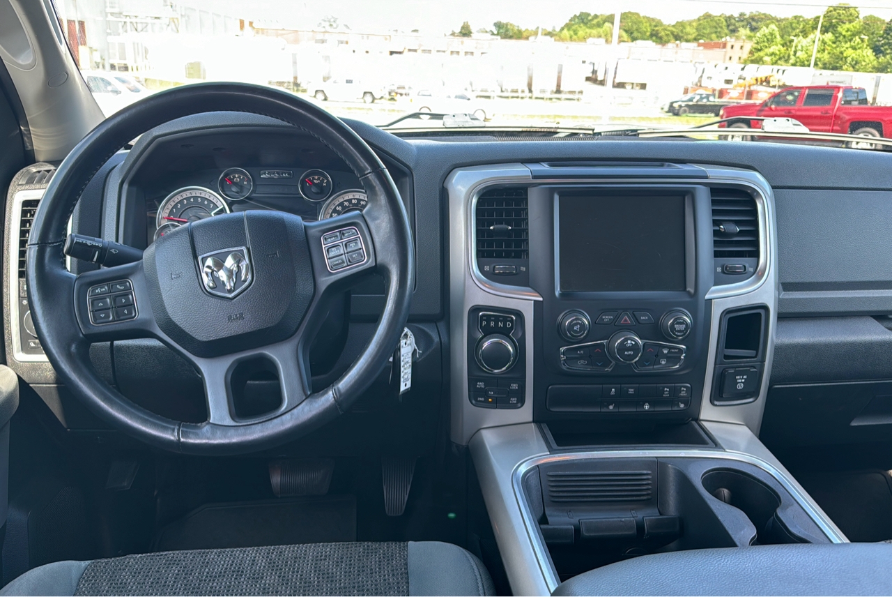 R&L Motors - Used vehicle - Truck DODGE RAM 1500 2017