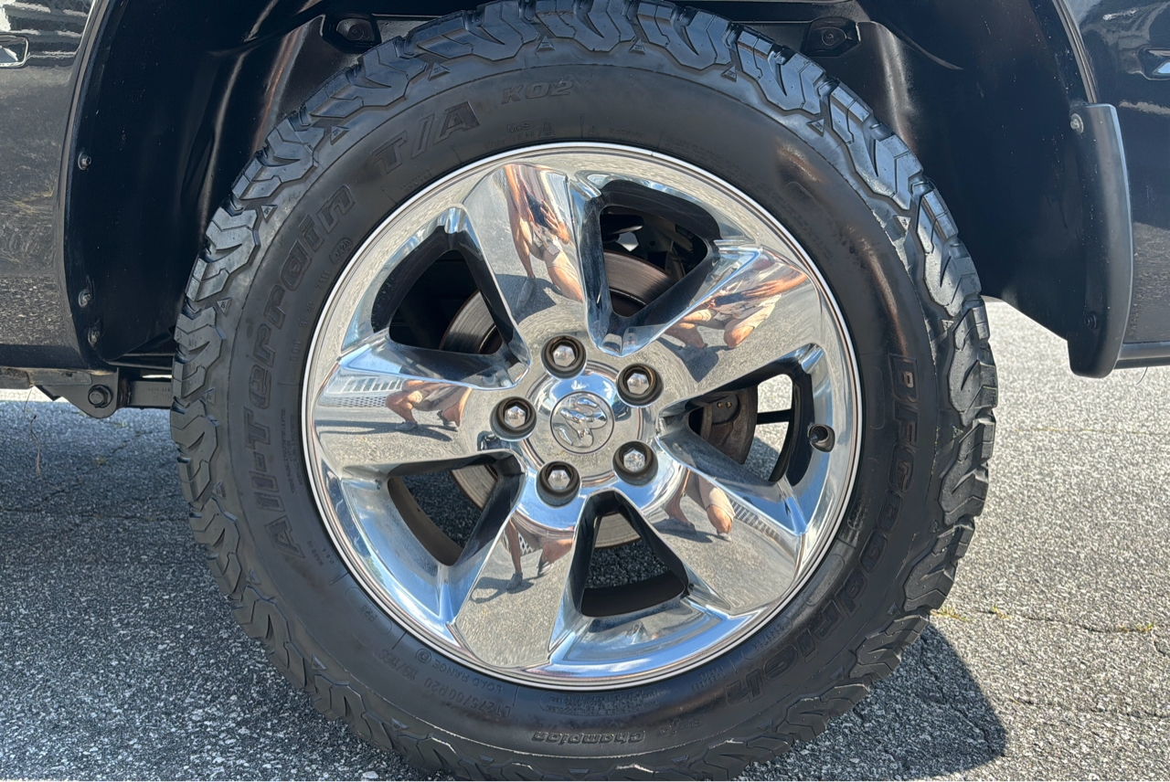 R&L Motors - Used vehicle - Truck DODGE RAM 1500 2017