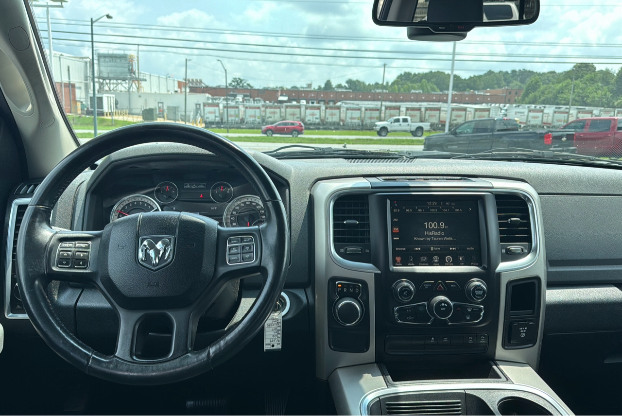 R&L Motors - Used vehicle - Truck DODGE RAM 1500 2016