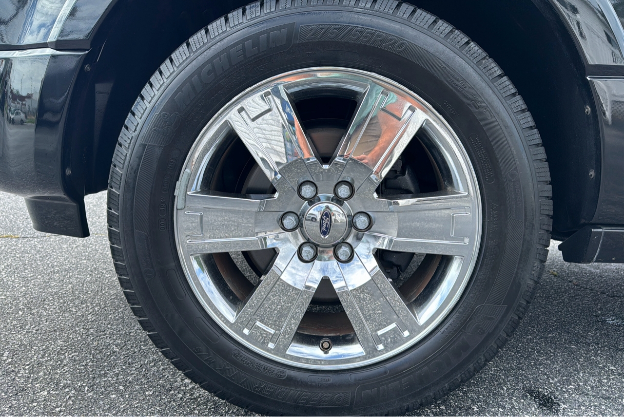 R&L Motors - Used vehicle - SUV FORD EXPEDITION EL 2010