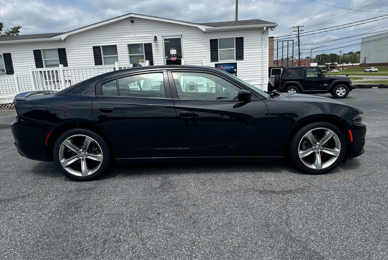 R&L Motors - Used vehicle - Sedan DODGE CHARGER 2015