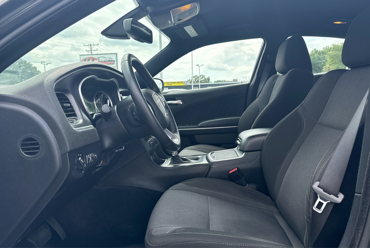 R&L Motors - Used vehicle - Sedan DODGE CHARGER 2015