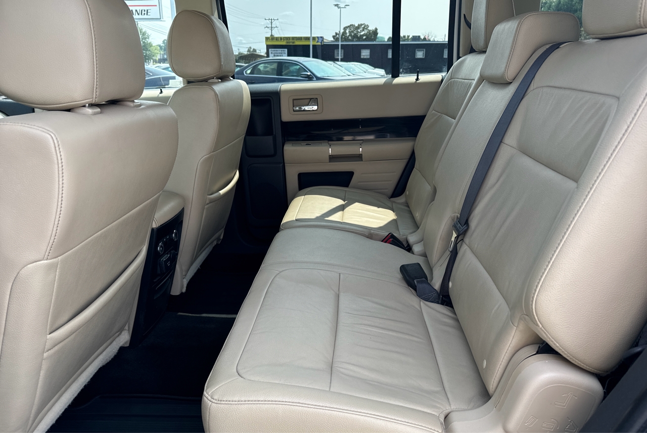 R&L Motors - Used vehicle - SUV FORD FLEX 2016