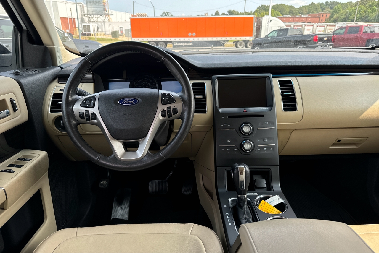 R&L Motors - Used vehicle - SUV FORD FLEX 2016