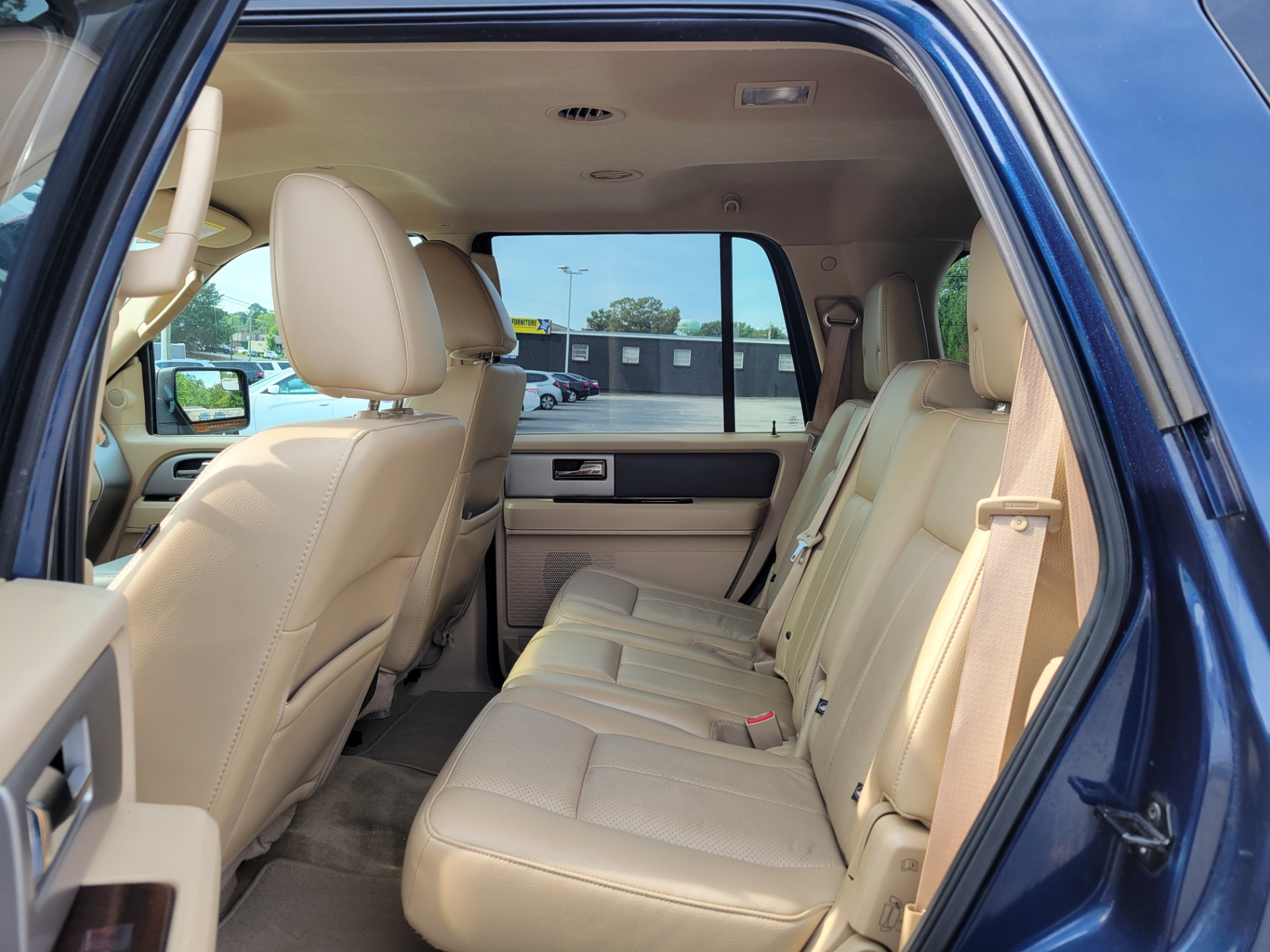 R&L Motors - Used vehicle - SUV FORD EXPEDITION 2013