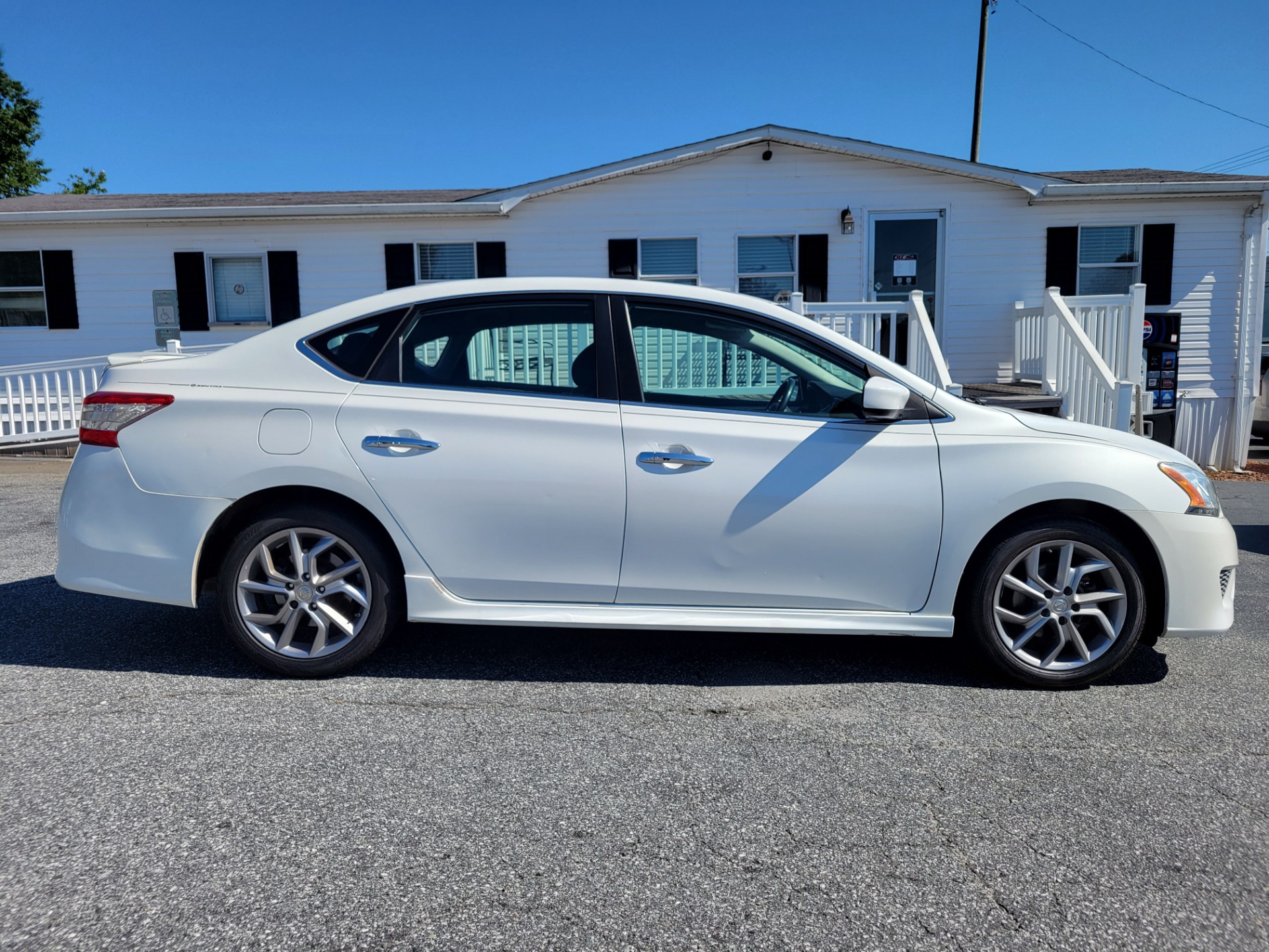 R&L Motors - Used vehicle - SEDAN NISSAN SENTRA 2014