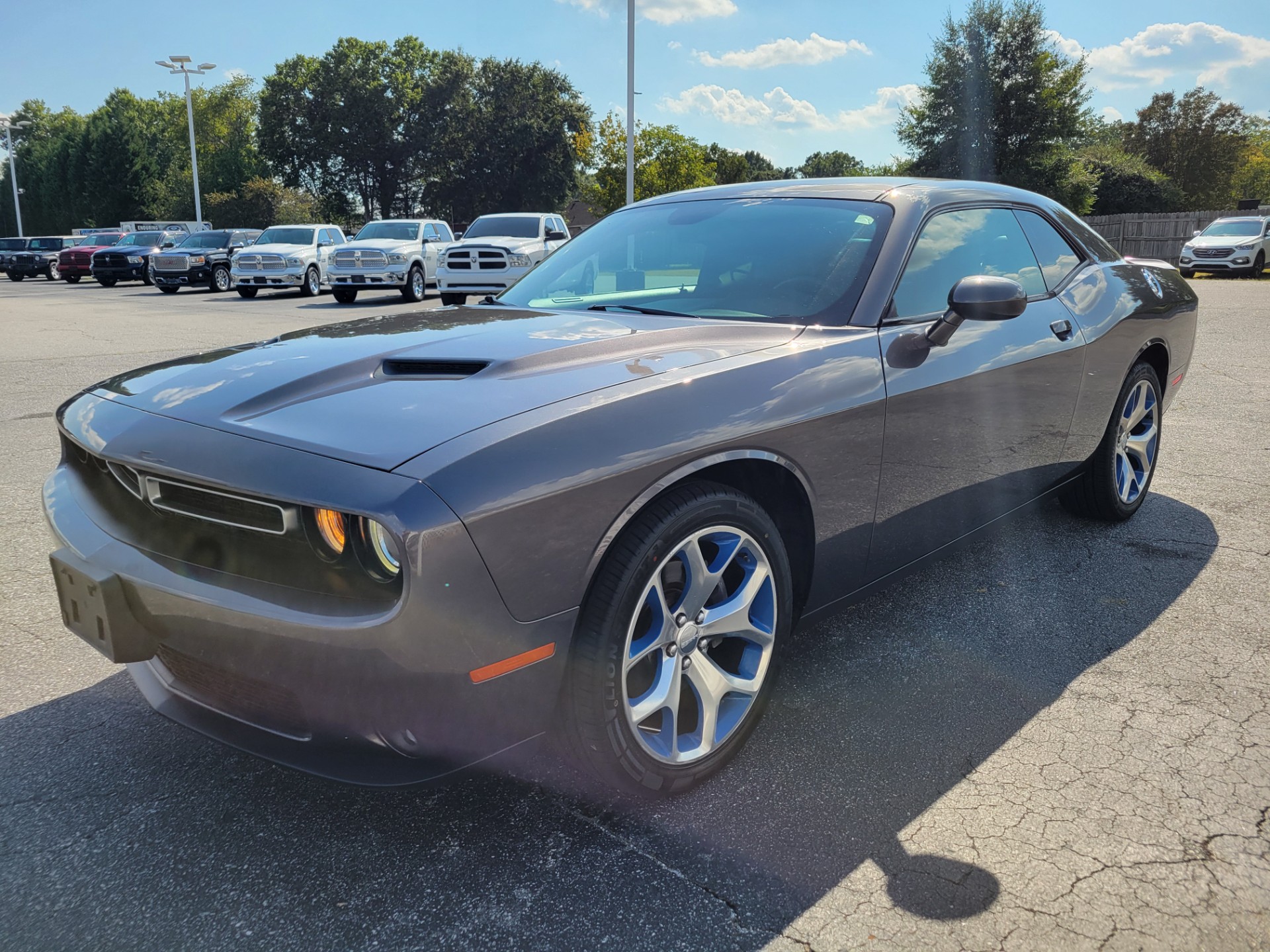 R&L Motors - Used vehicle - COUPE DODGE CHALLENGER 2015