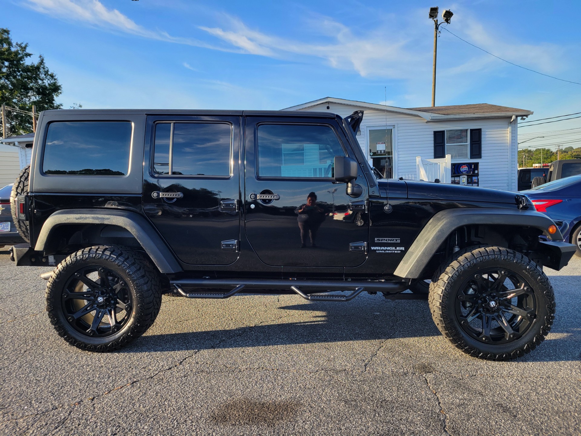 R&L Motors - Used vehicle - SUV JEEP WRANGLER UNLIMITED 2016