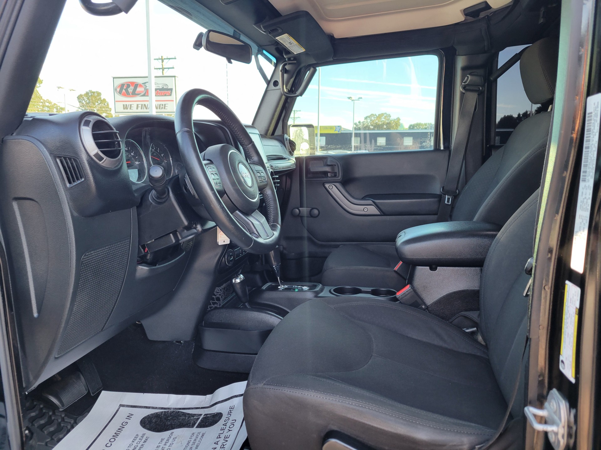 R&L Motors - Used vehicle - SUV JEEP WRANGLER UNLIMITED 2016