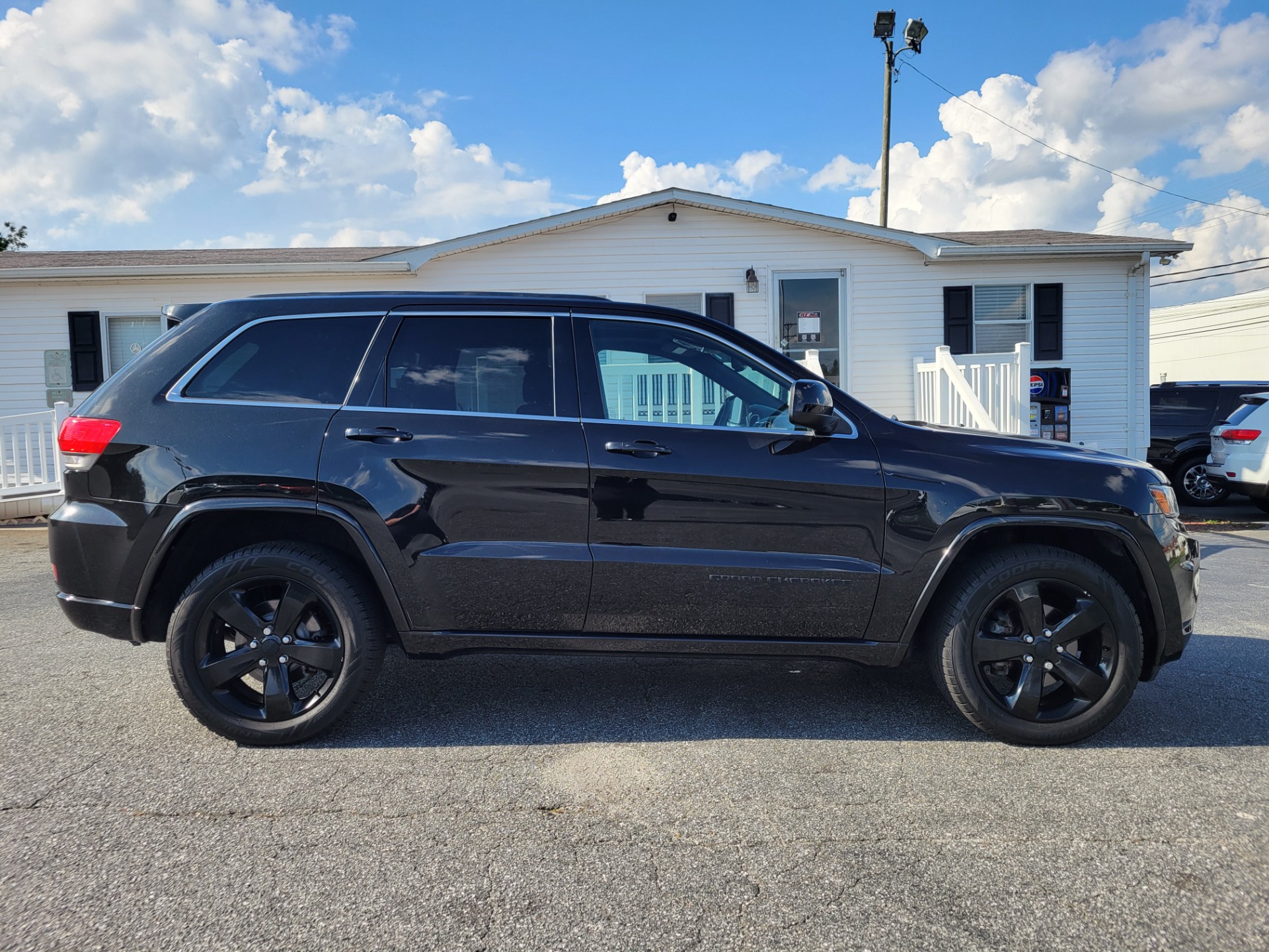 R&L Motors - Used vehicle - SUV JEEP GRAND CHEROKEE 2014