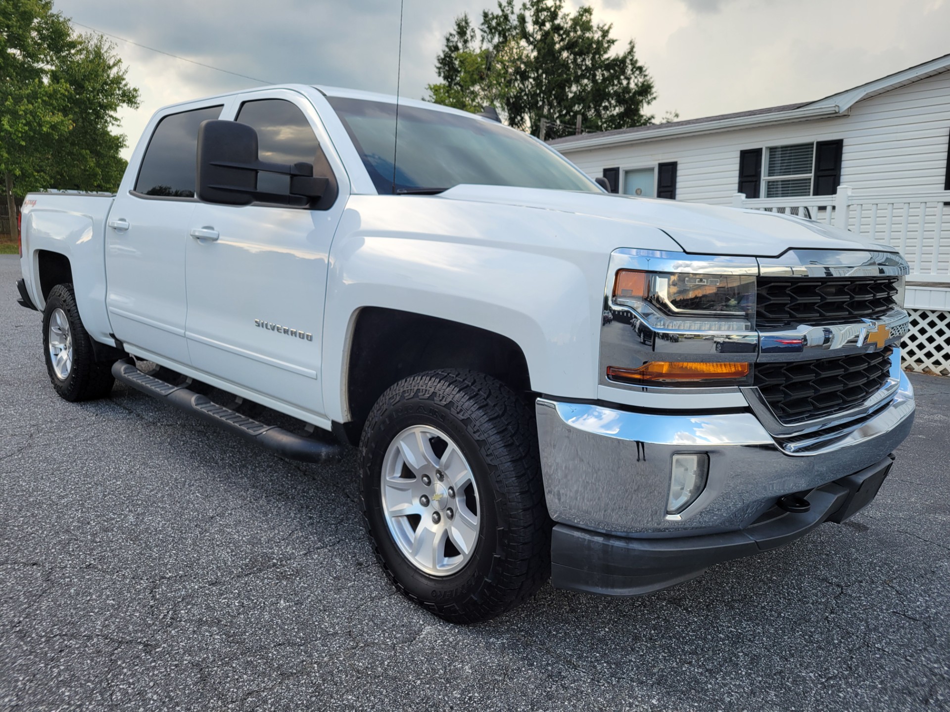 R&L Motors - 2017-CHEVROLET-SILVERADO-1500-HICKORY-NC-Stock=6685
