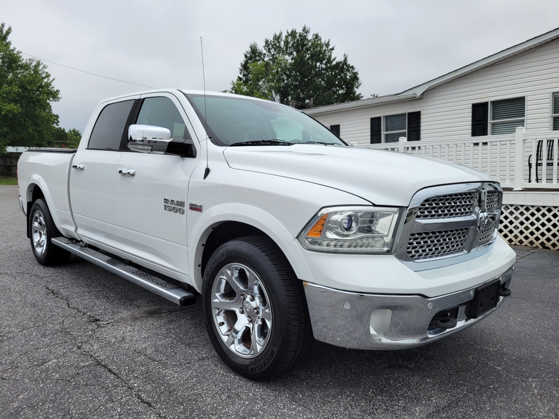 R&L Motors - 2014-RAM-1500-HICKORY-NC-Stock=6690