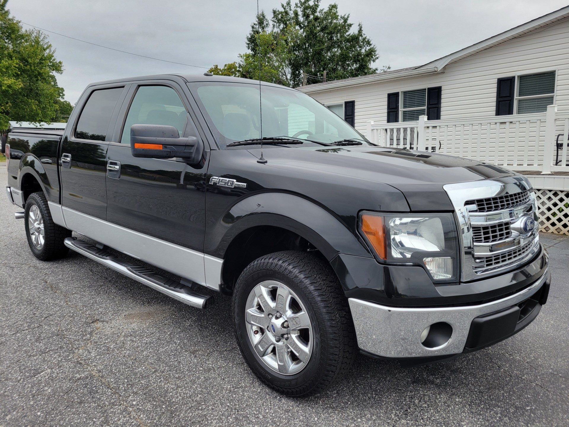 R&L Motors - Used vehicle - TRUCK FORD F-150 2013