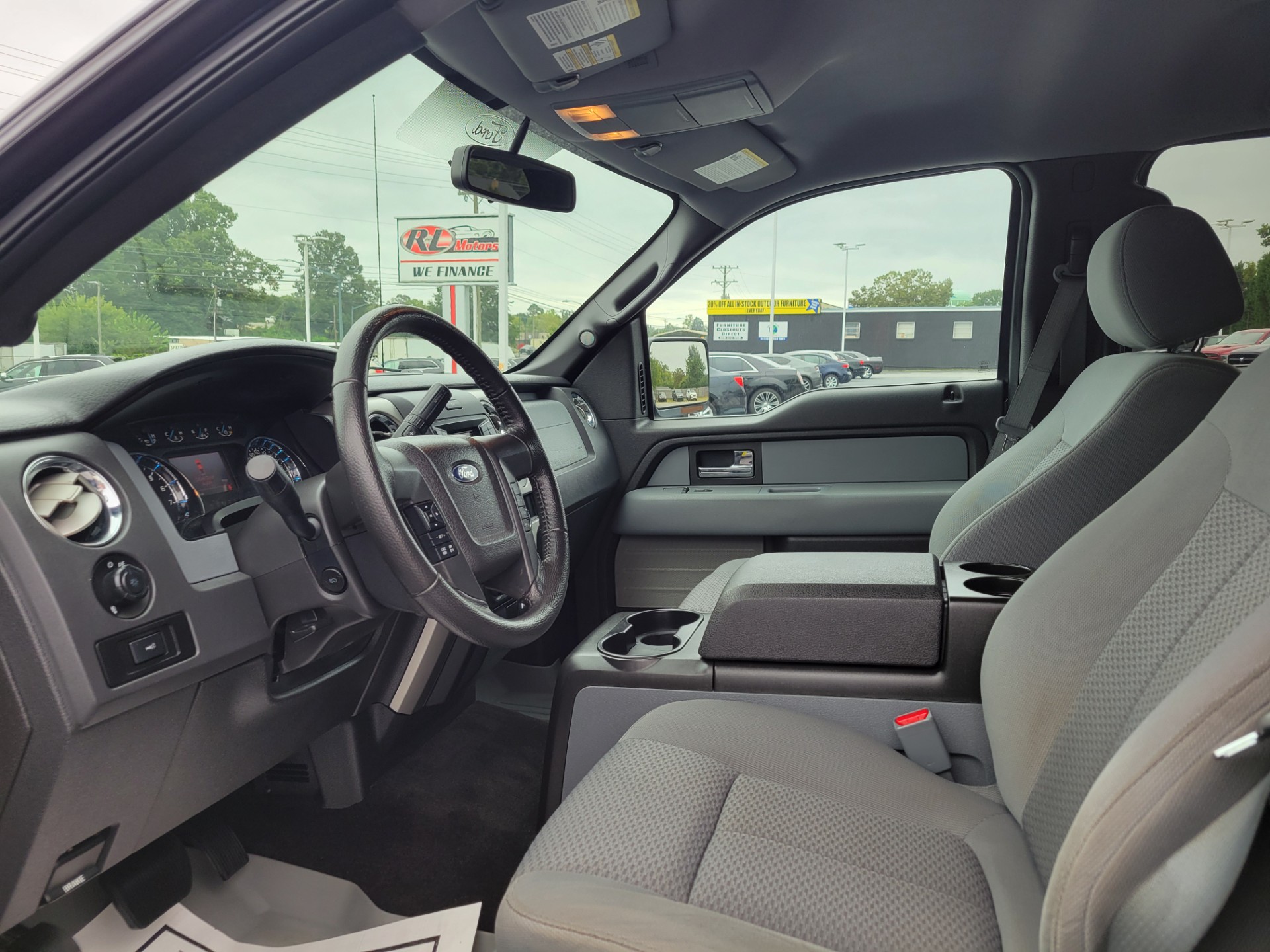 R&L Motors - Used vehicle - TRUCK FORD F-150 2013