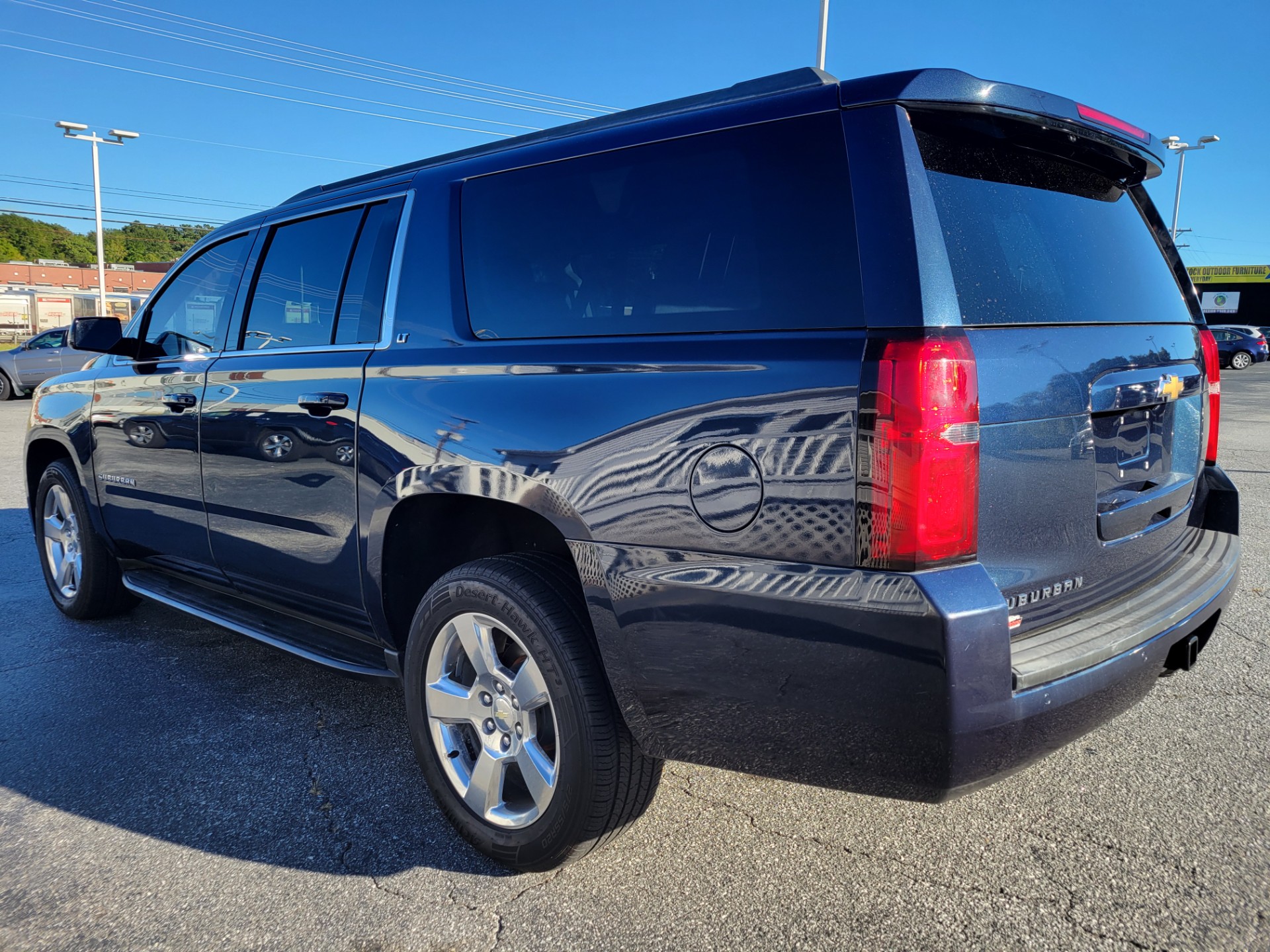 R&L Motors - Used vehicle - SUV CHEVROLET SUBURBAN 2017