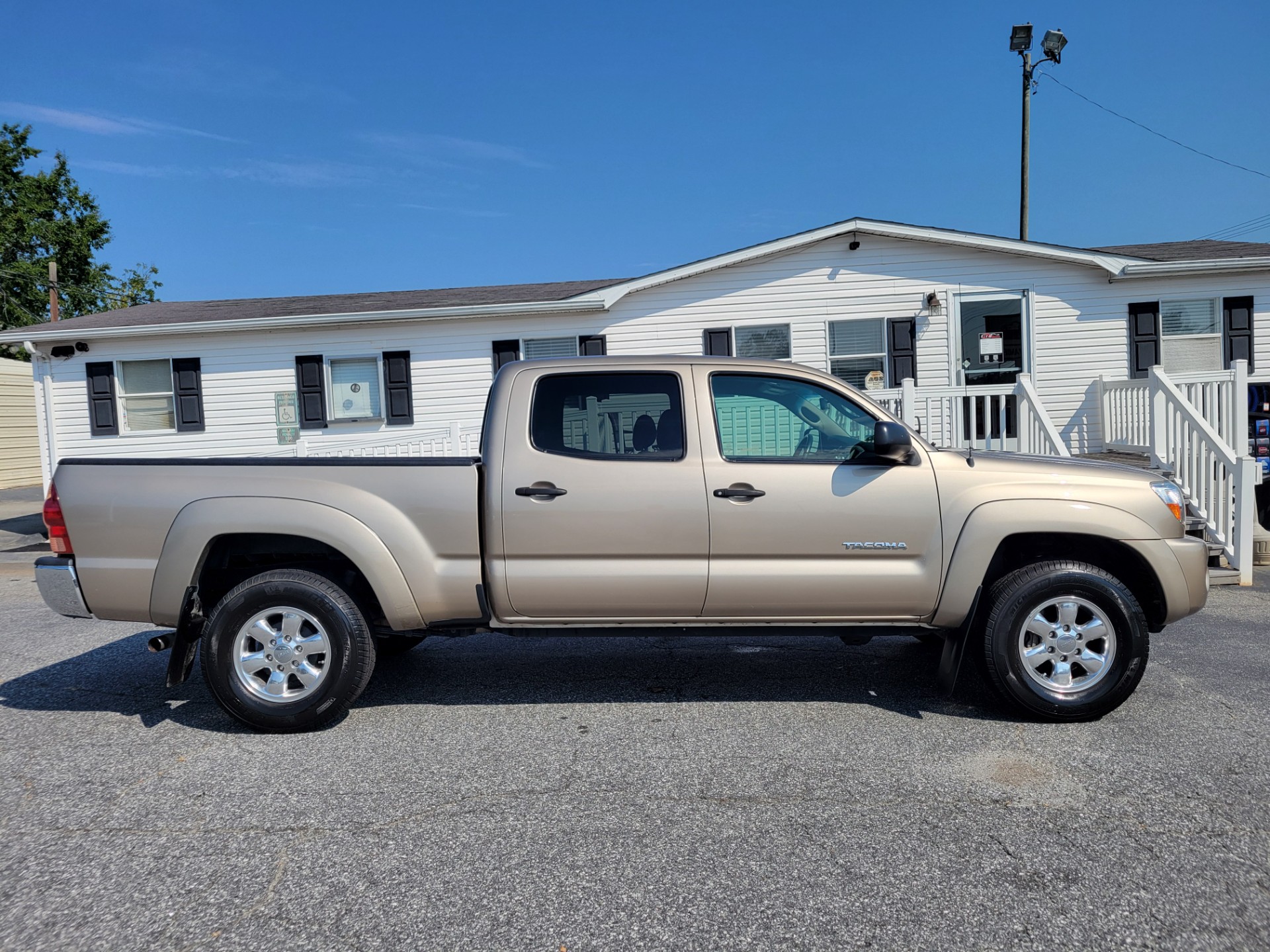 R&L Motors - Used vehicle - TRUCK TOYOTA TACOMA 2008