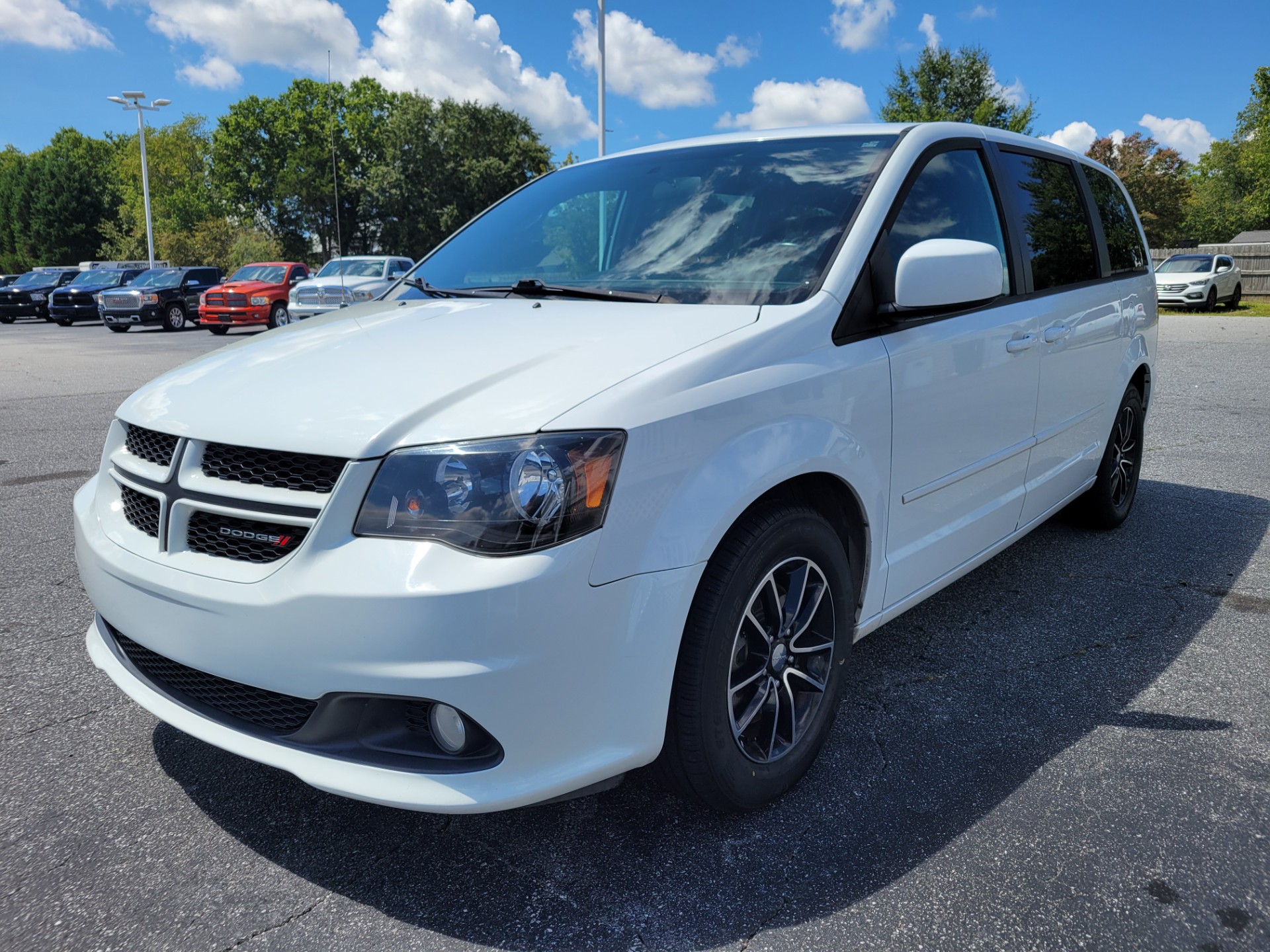 R&L Motors - Used vehicle - MINIVAN DODGE GRAND CARAVAN 2016