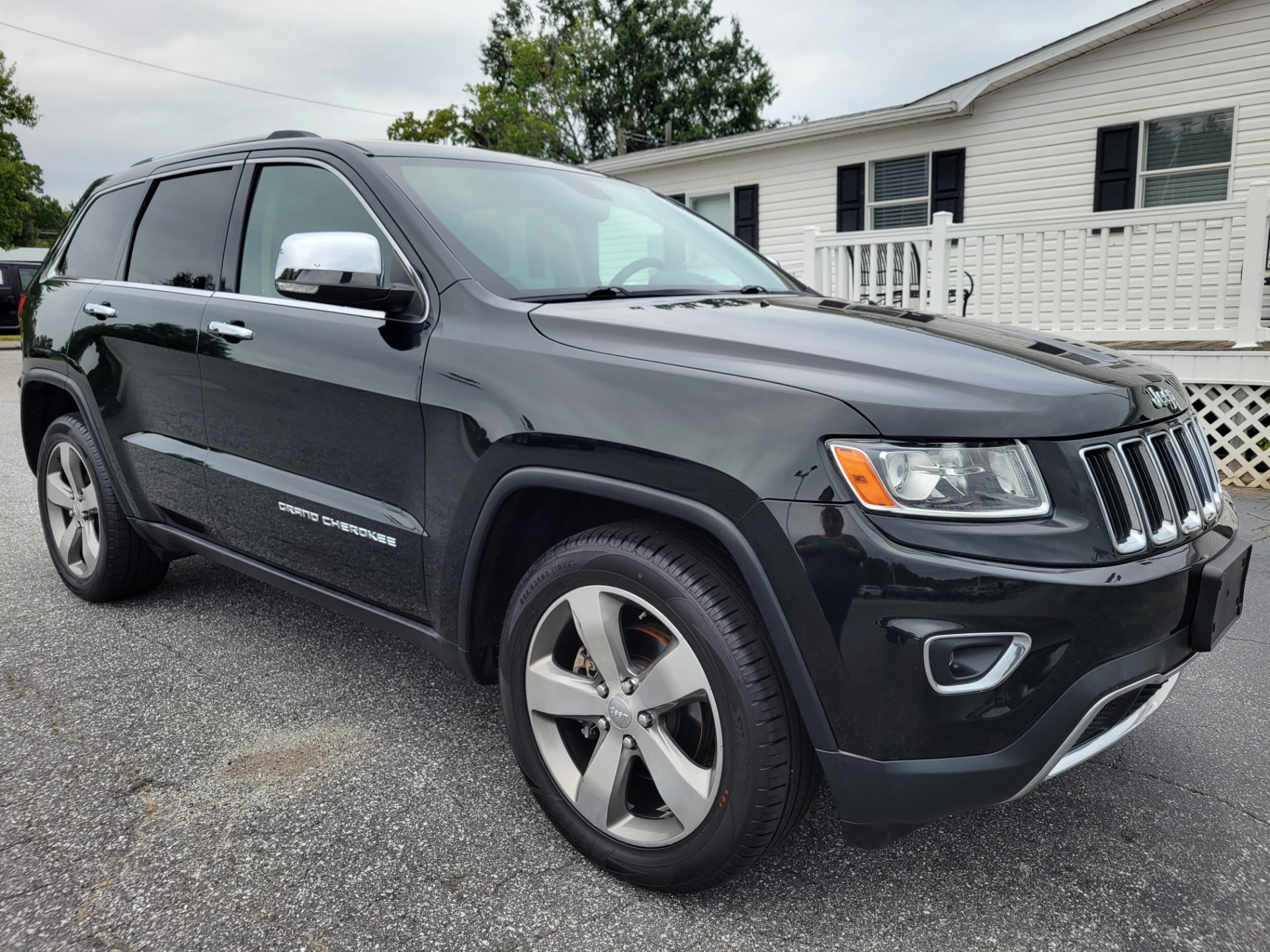 R&L Motors - Used vehicle - SUV JEEP GRAND CHEROKEE 2014