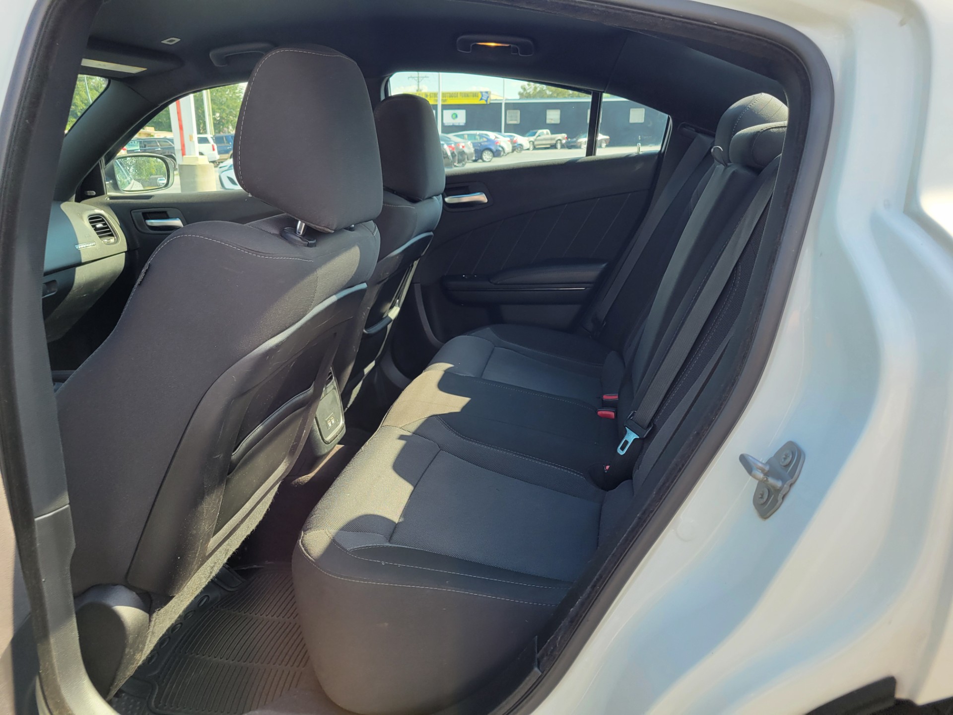 R&L Motors - Used vehicle - SEDAN DODGE CHARGER 2017