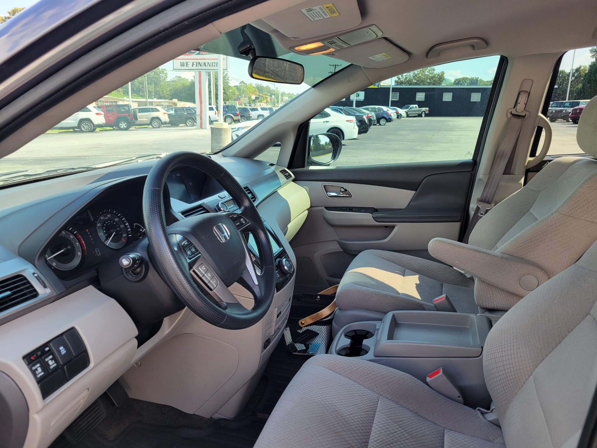 R&L Motors - Used vehicle - MINIVAN HONDA ODYSSEY 2016