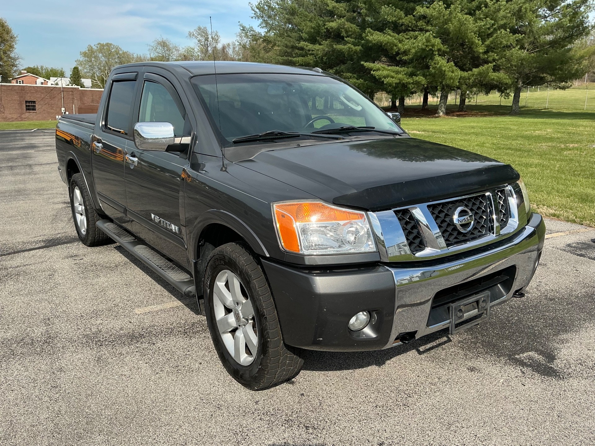 2008 Nissan Titan LE 4X4 Crew Cab FFV SWB's photo