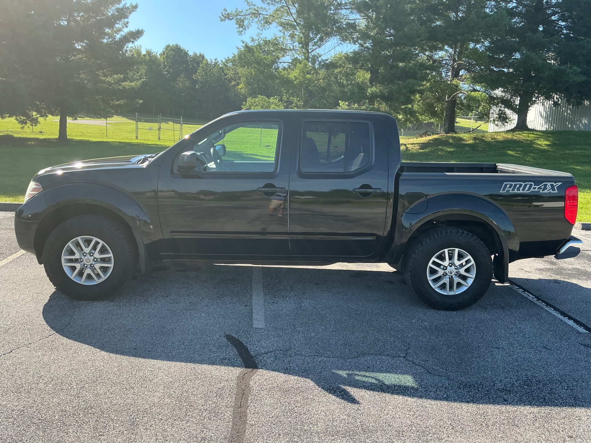 The Car Store, Inc. - Used vehicle - Truck NISSAN FRONTIER 2016