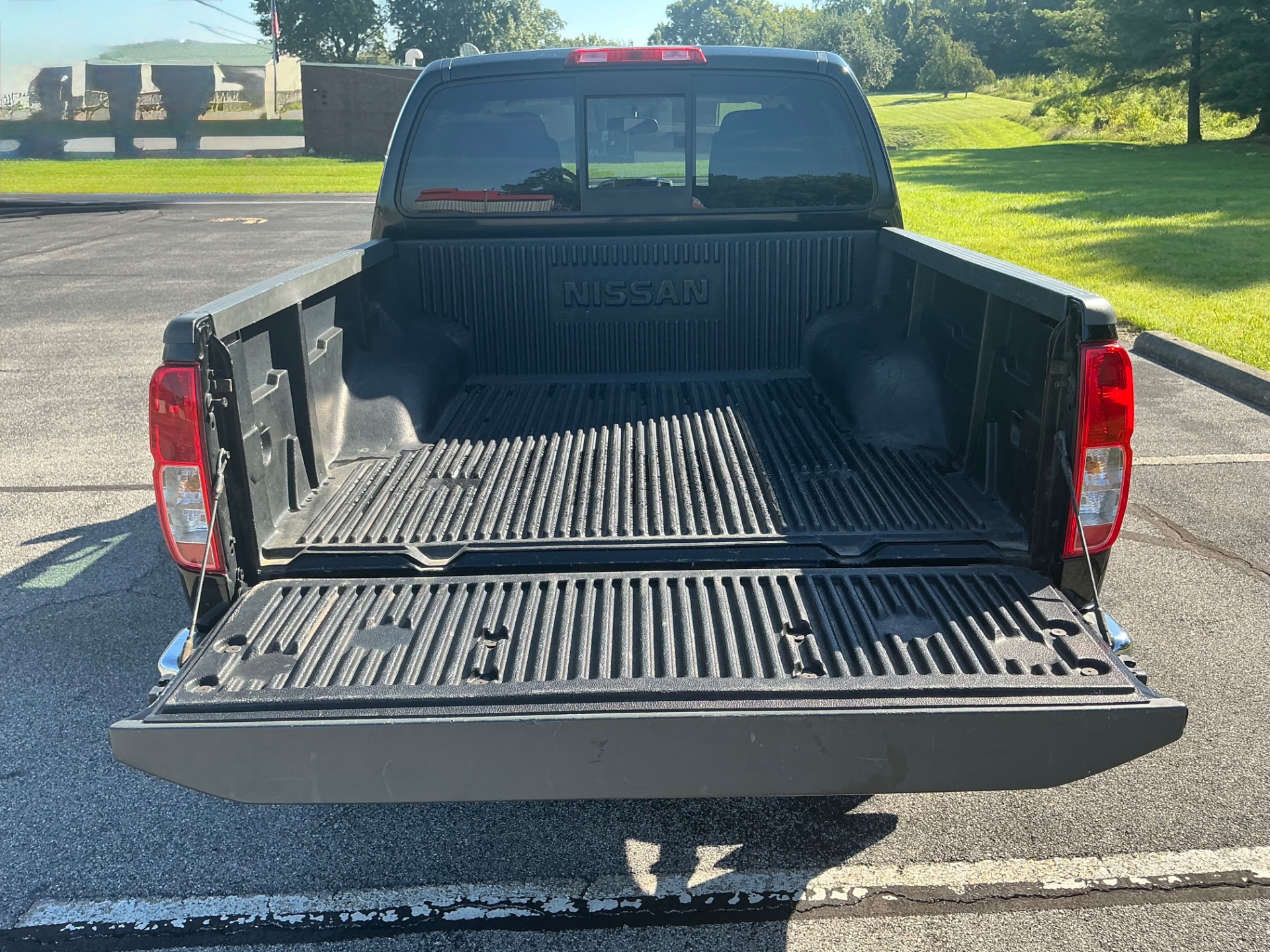 The Car Store, Inc. - Used vehicle - Truck NISSAN FRONTIER 2016
