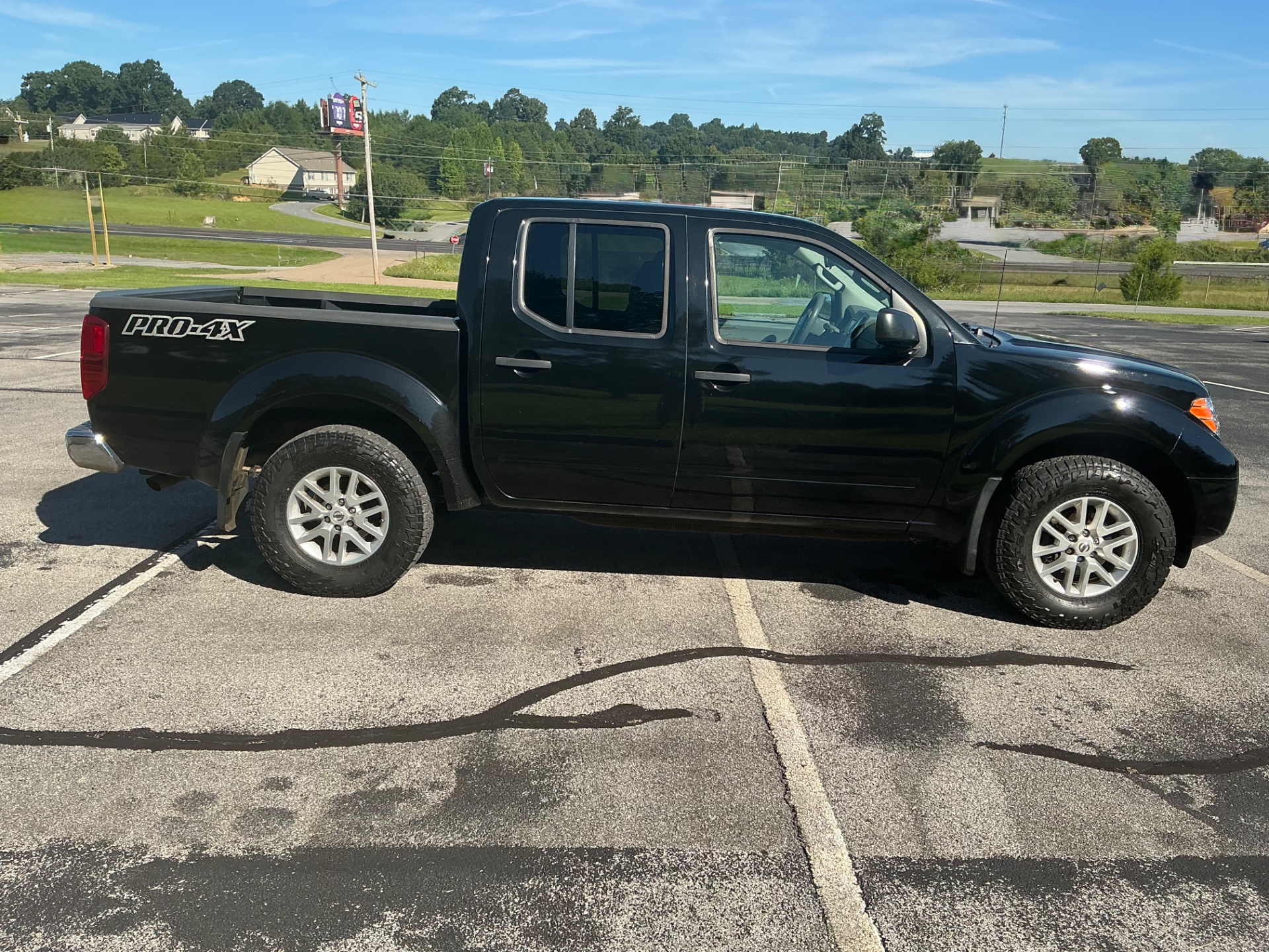 The Car Store, Inc. - Used vehicle - Truck NISSAN FRONTIER 2016