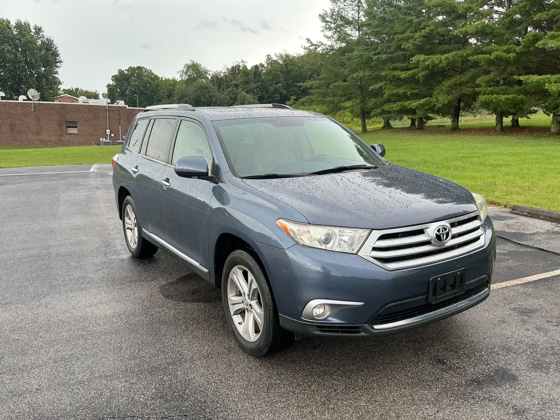 The Car Store, Inc. - 2011-TOYOTA-HIGHLANDER-PINEY-FLATS-TN-Stock=120448