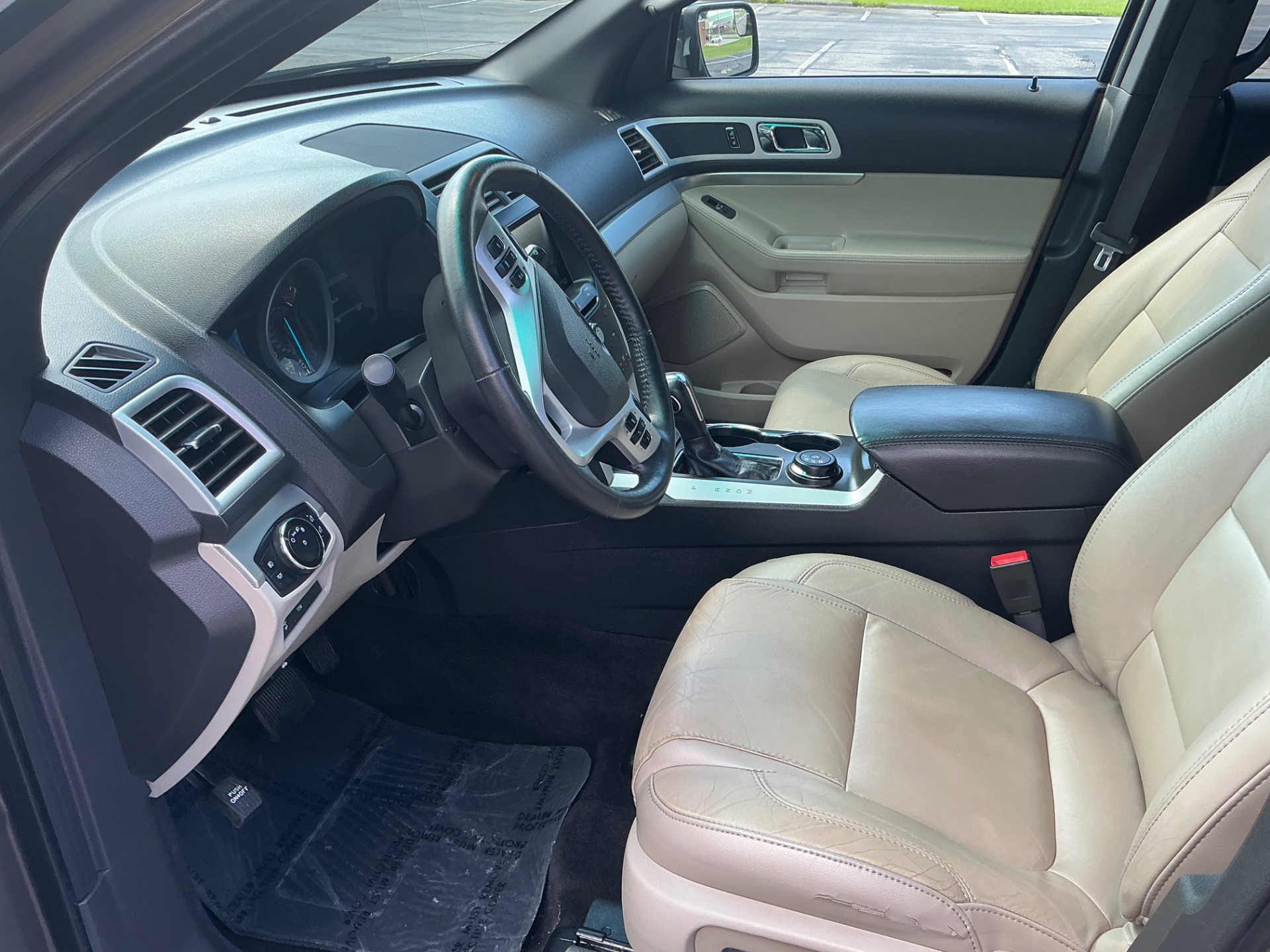 The Car Store, Inc. - Used vehicle - SUV FORD EXPLORER 2015