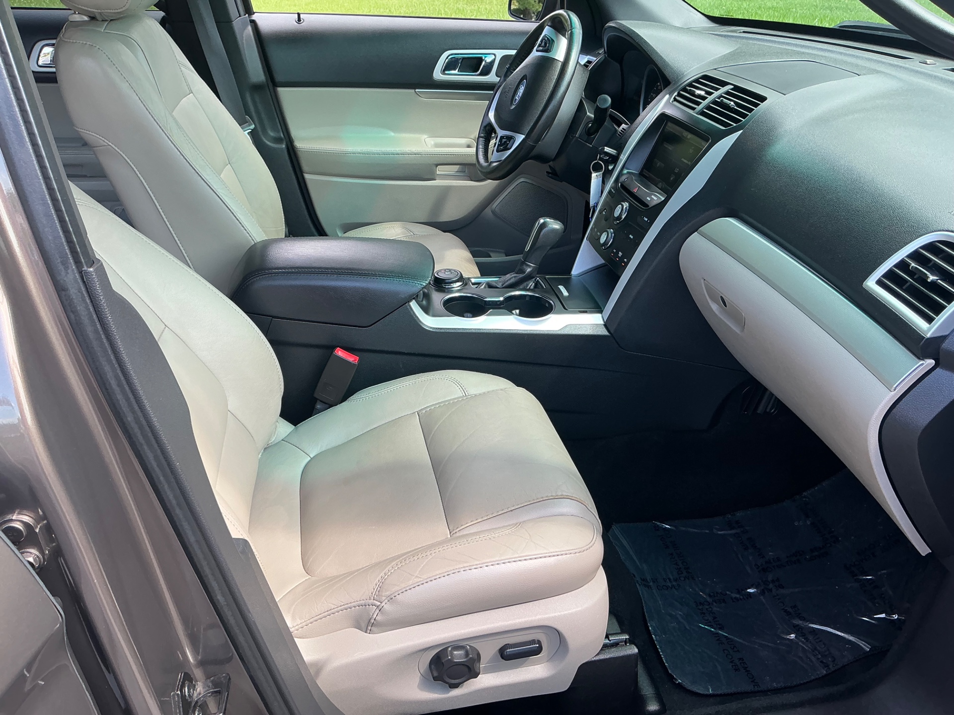 The Car Store, Inc. - Used vehicle - SUV FORD EXPLORER 2015