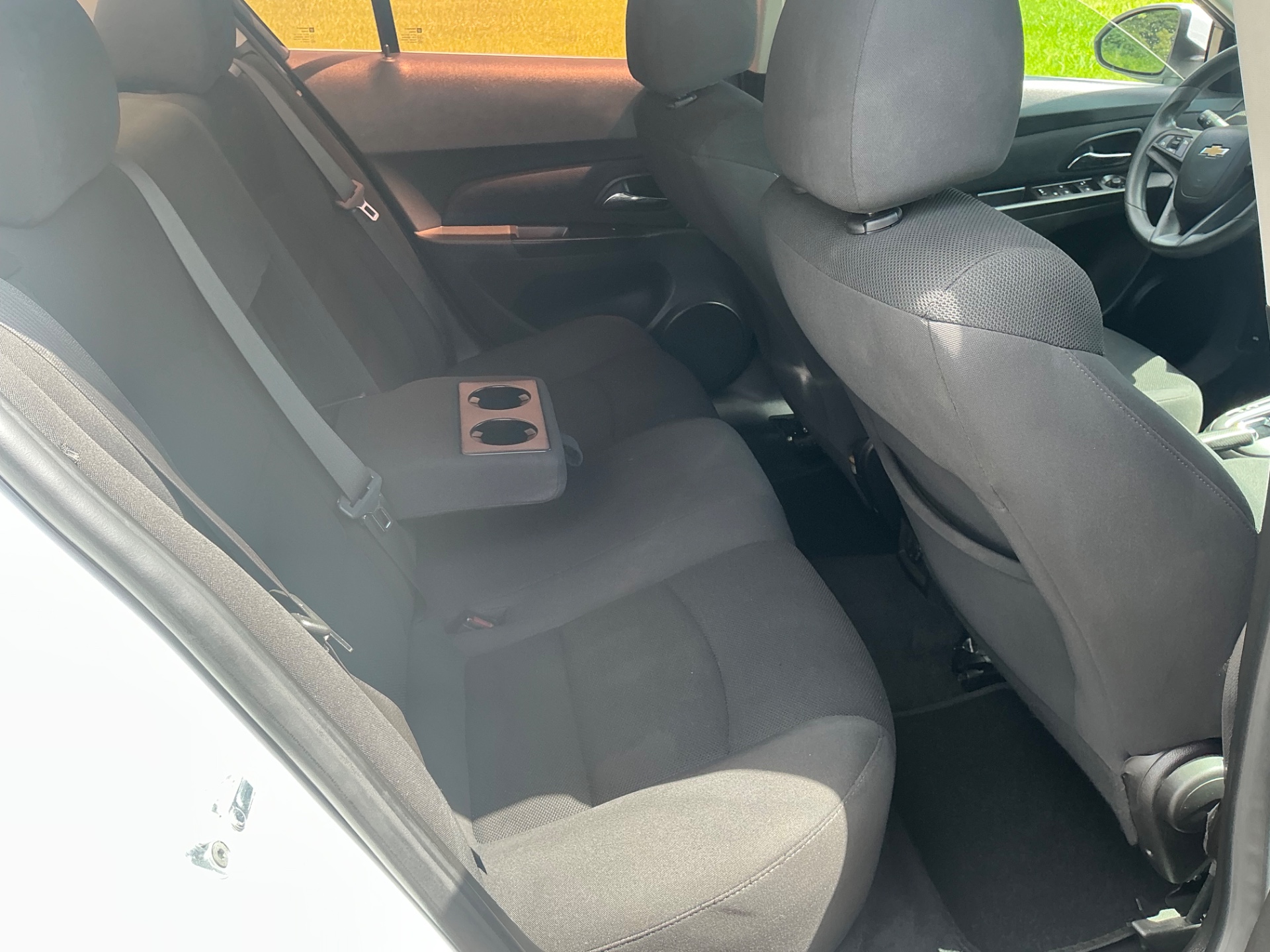 The Car Store, Inc. - Used vehicle - SEDAN CHEVROLET CRUZE LIMITED 2016