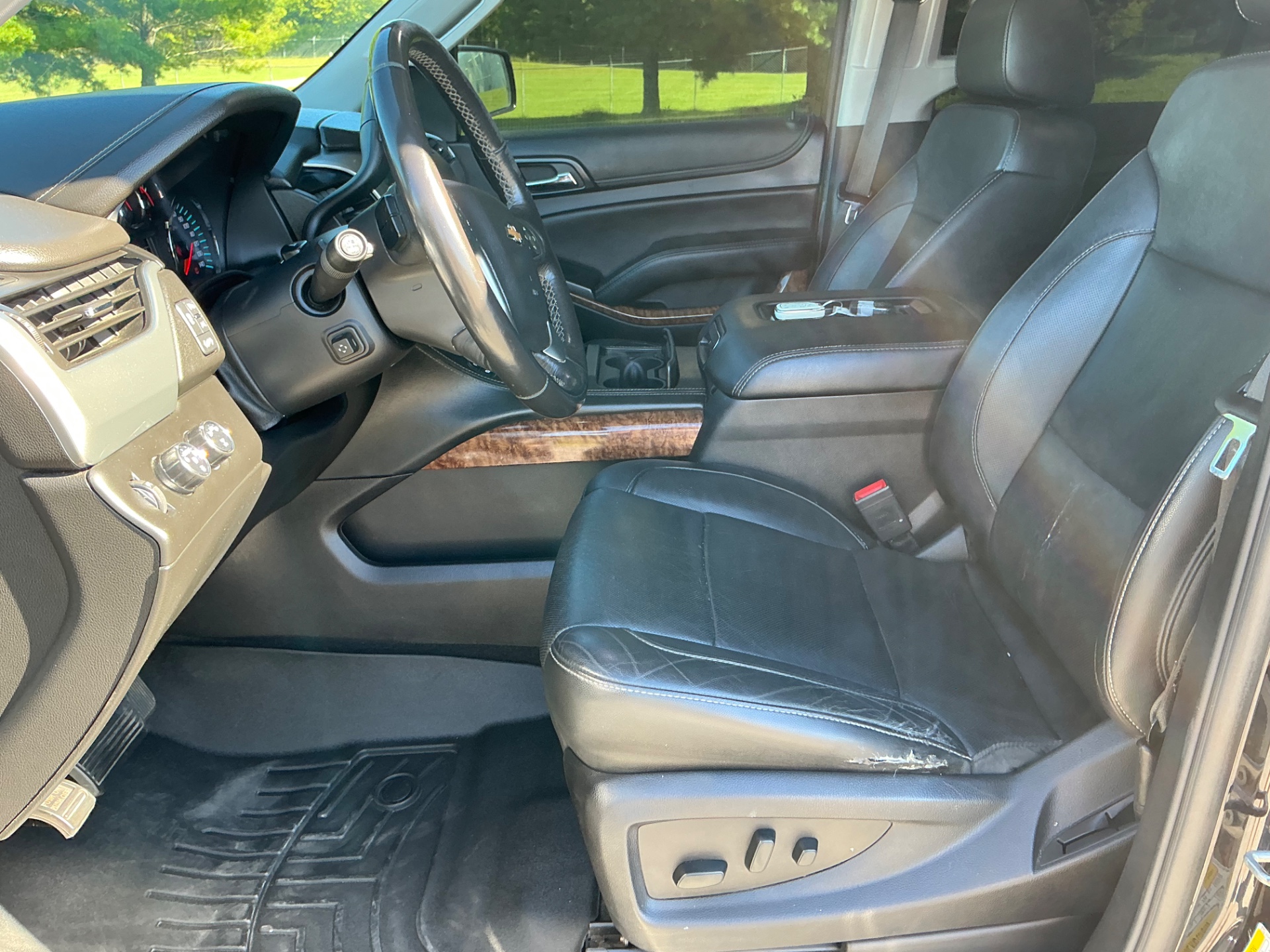 The Car Store, Inc. - Used vehicle - SUV CHEVROLET TAHOE 2018