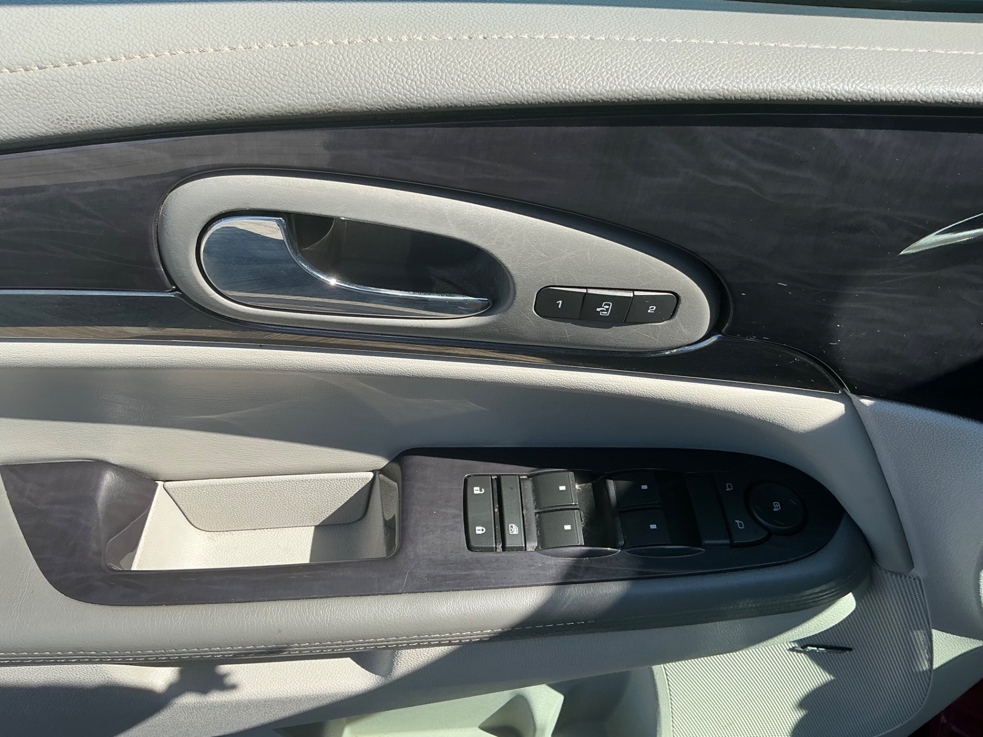 The Car Store, Inc. - Used vehicle - SUV BUICK ENCLAVE 2015