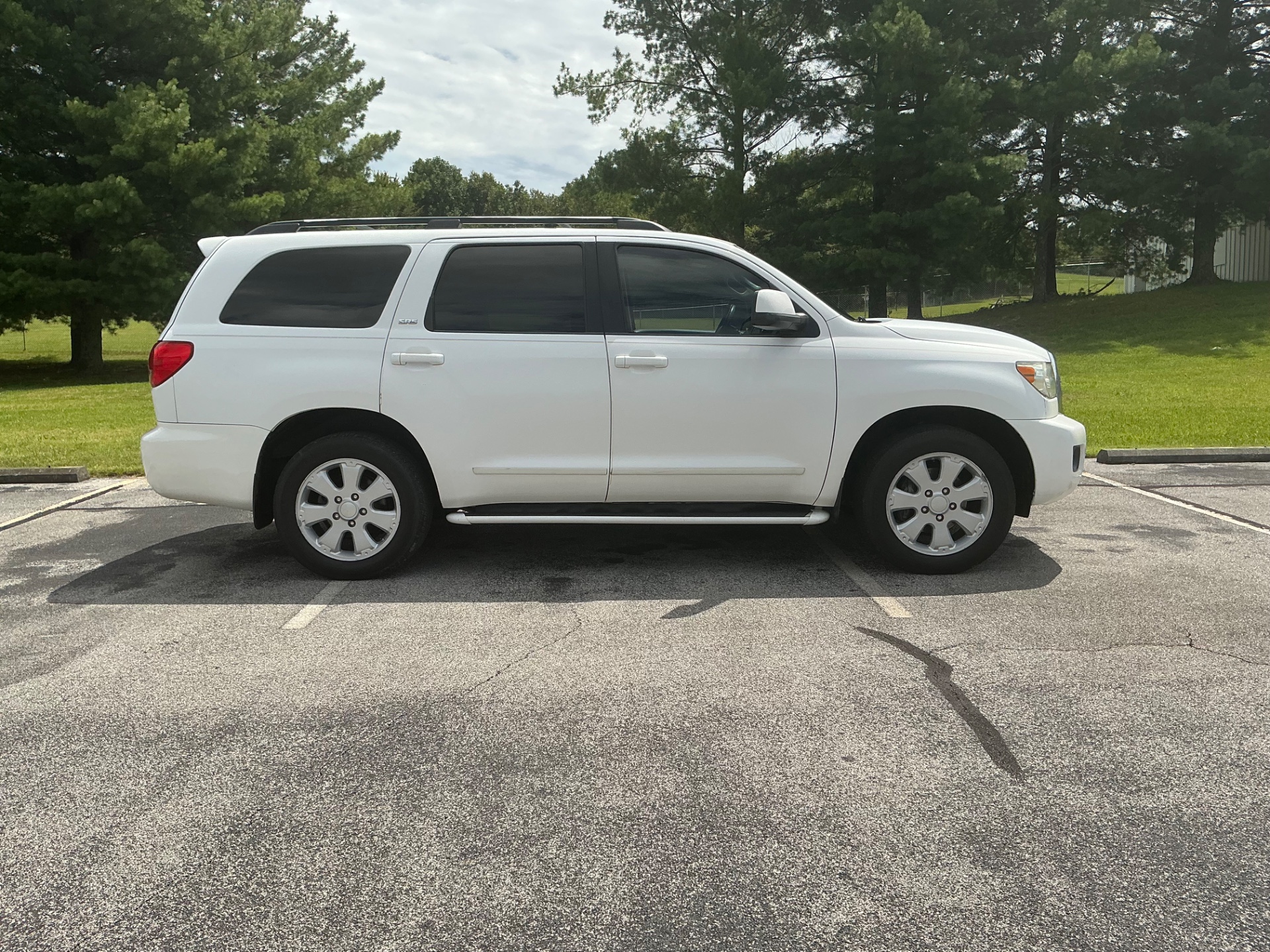 The Car Store, Inc. - Used vehicle - SUV TOYOTA SEQUOIA 2008
