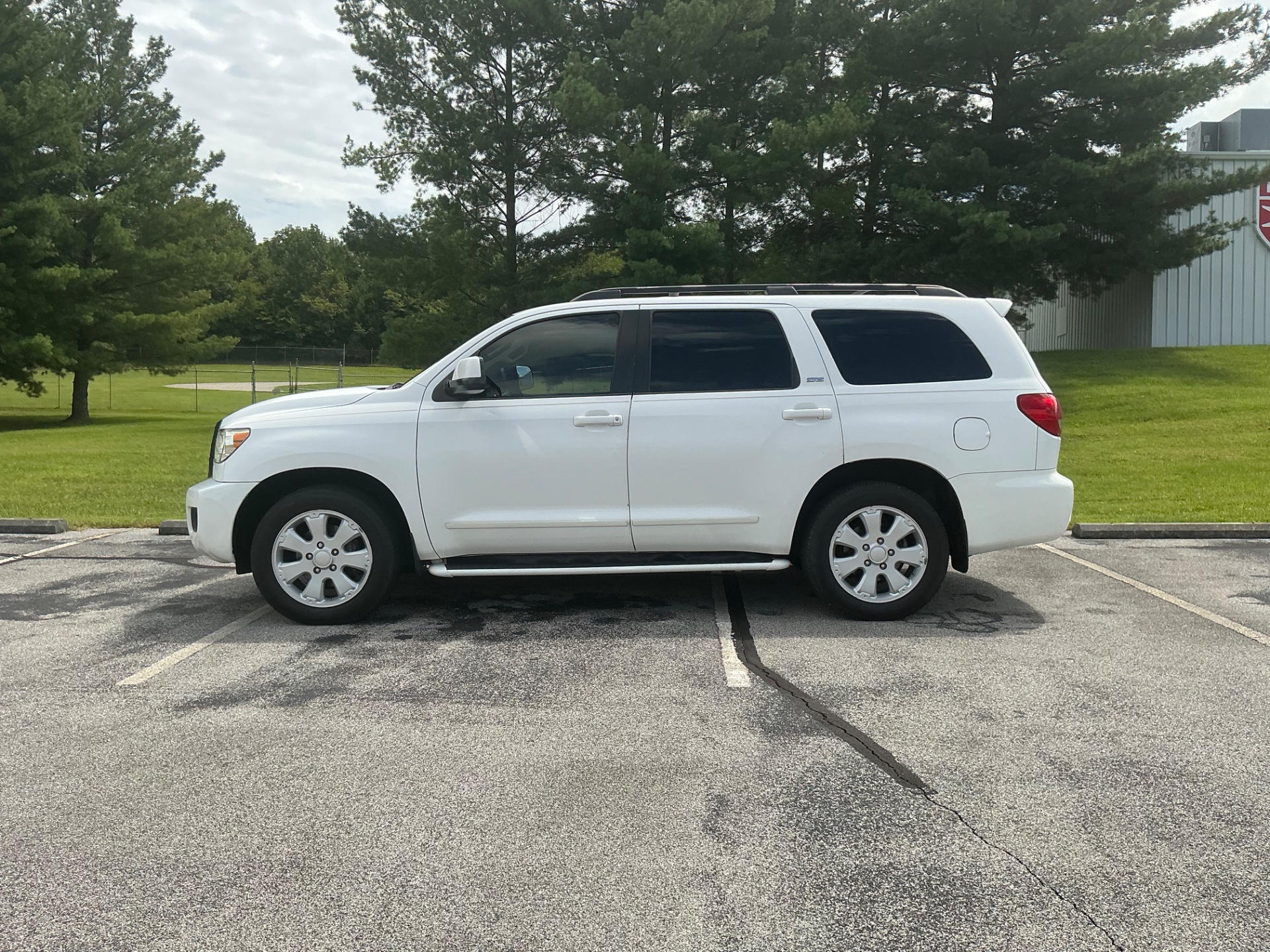 The Car Store, Inc. - Used vehicle - SUV TOYOTA SEQUOIA 2008