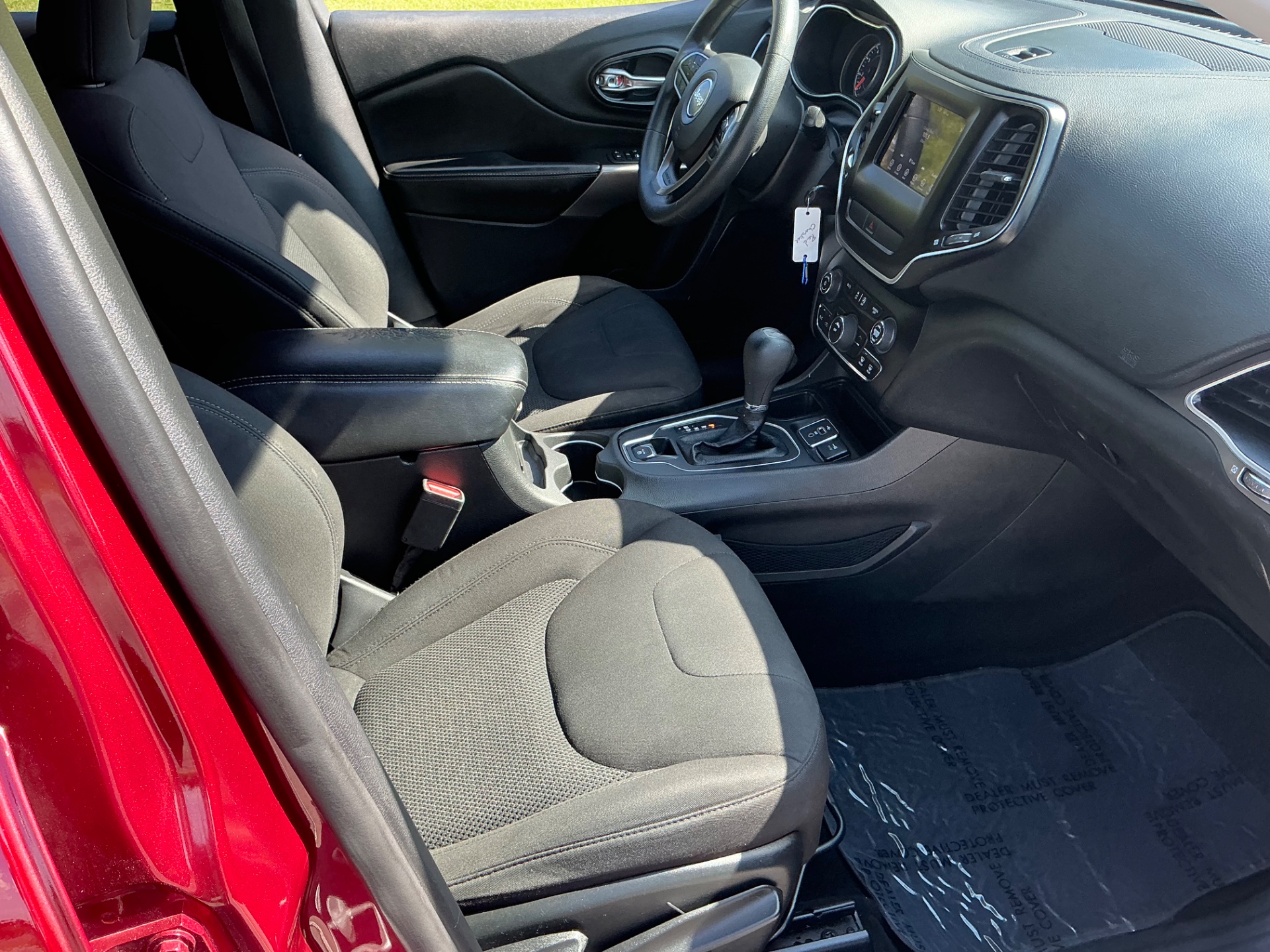 The Car Store, Inc. - Used vehicle - SUV JEEP CHEROKEE 2019