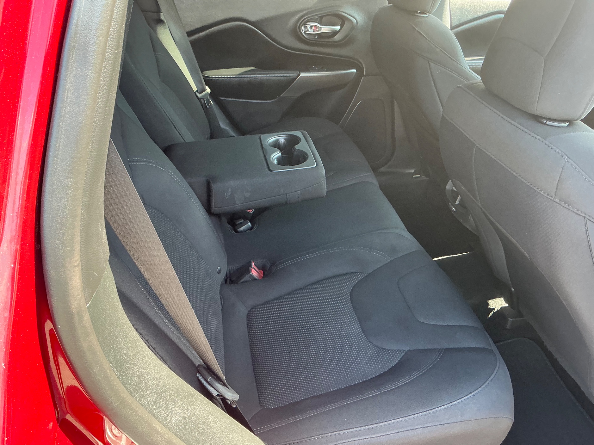 The Car Store, Inc. - Used vehicle - SUV JEEP CHEROKEE 2019