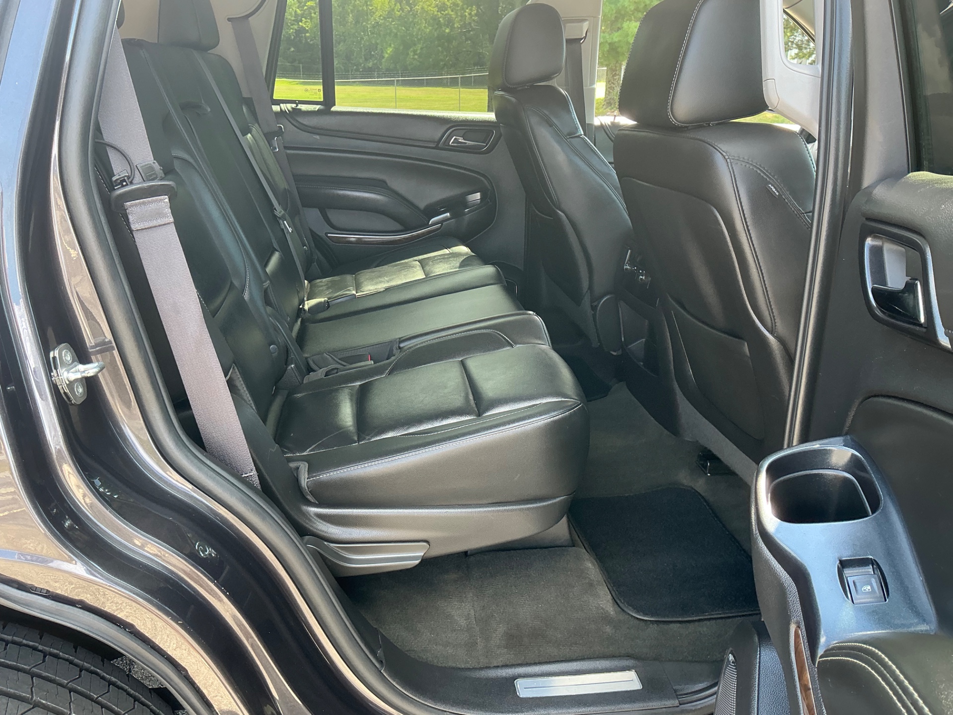 The Car Store, Inc. - Used vehicle - SUV CHEVROLET TAHOE 2015
