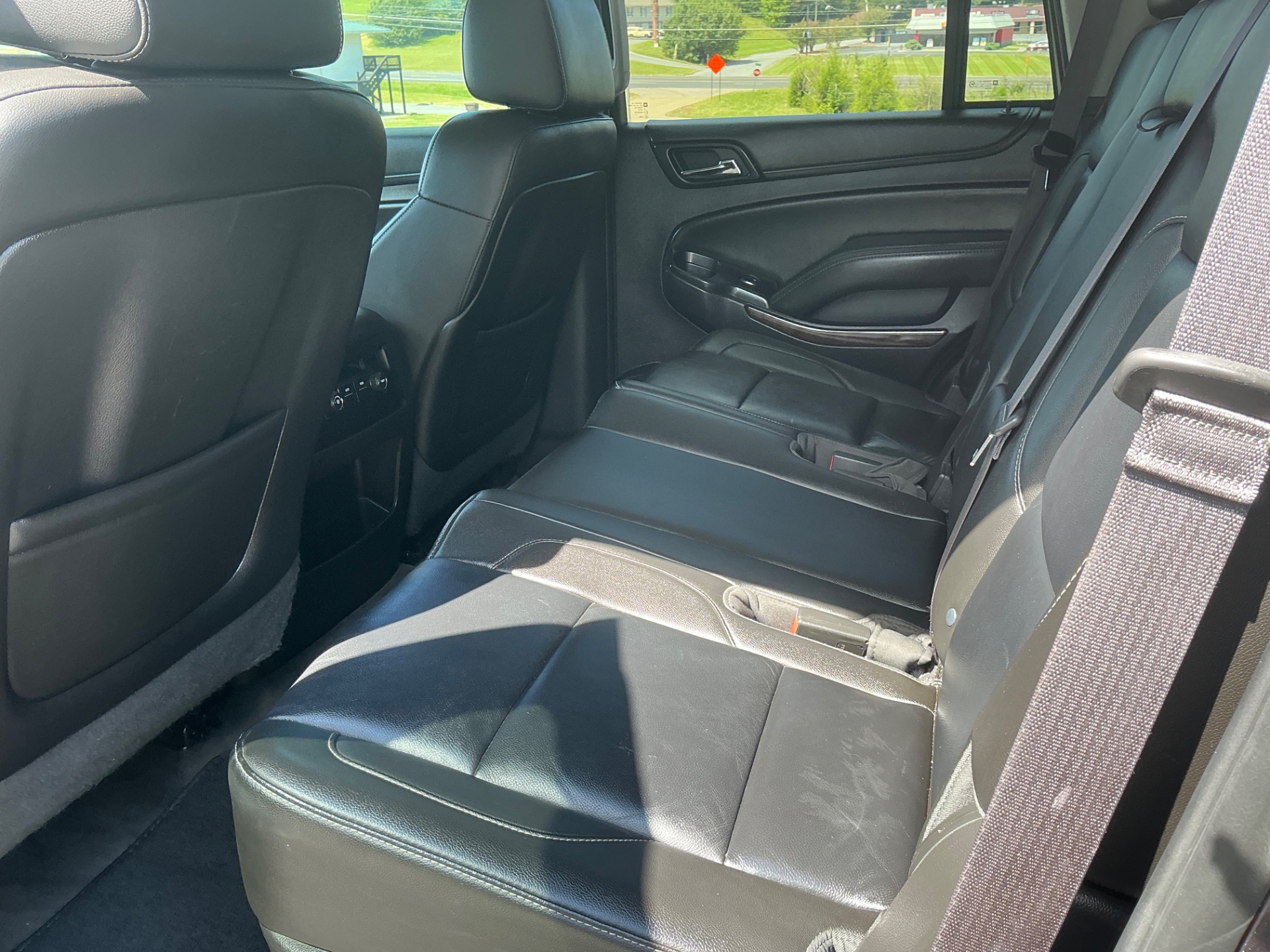 The Car Store, Inc. - Used vehicle - SUV CHEVROLET TAHOE 2015