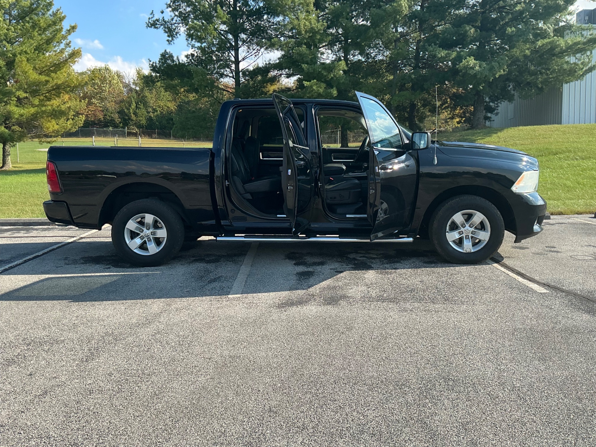 The Car Store, Inc. - Used vehicle - Truck RAM 1500 2012