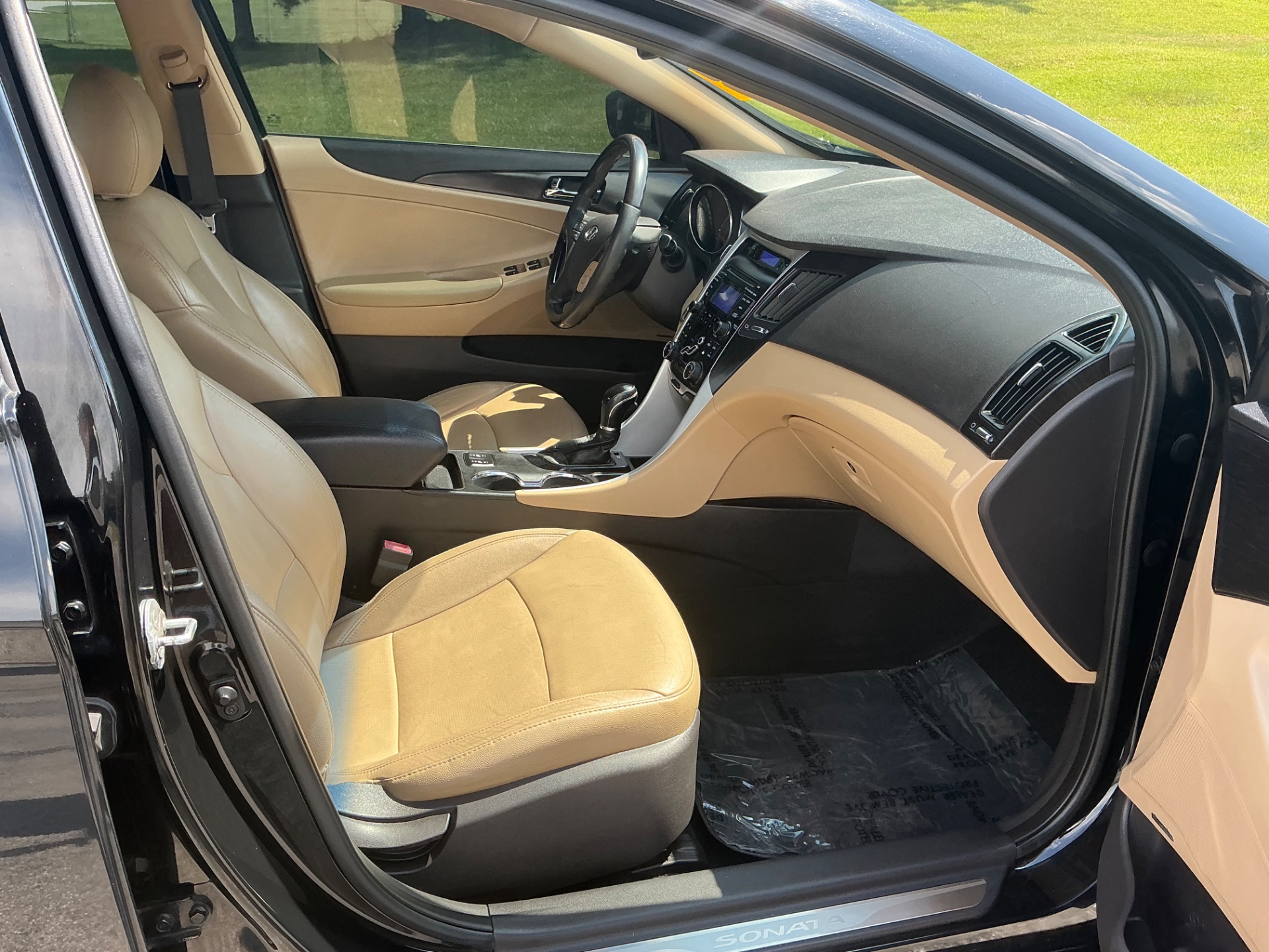 The Car Store, Inc. - Used vehicle - SEDAN HYUNDAI SONATA 2012