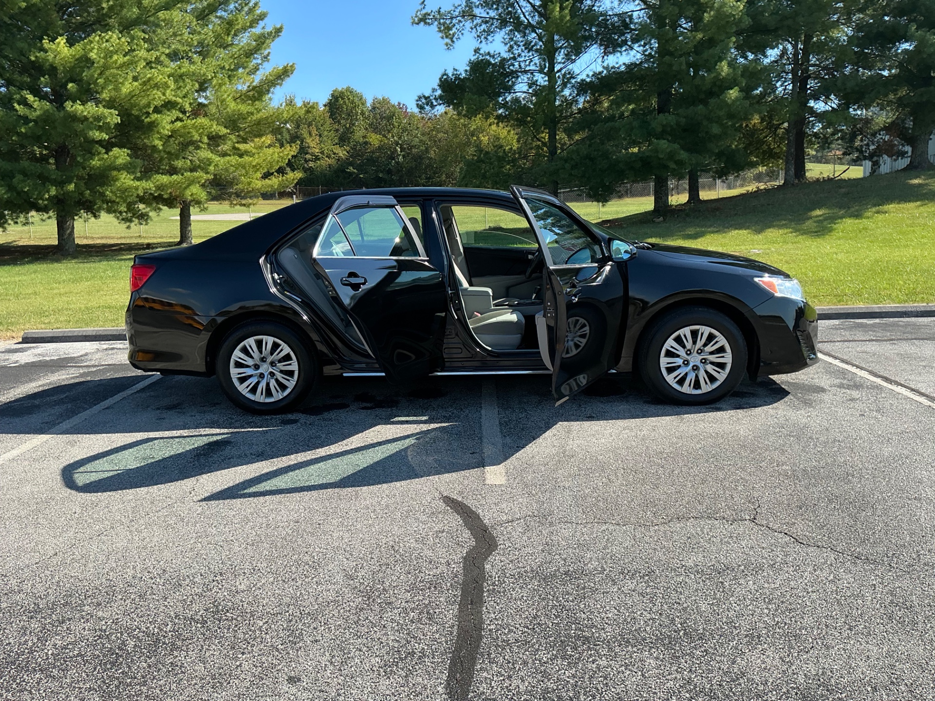 The Car Store, Inc. - Used vehicle - SEDAN 4-DR TOYOTA CAMRY 2013