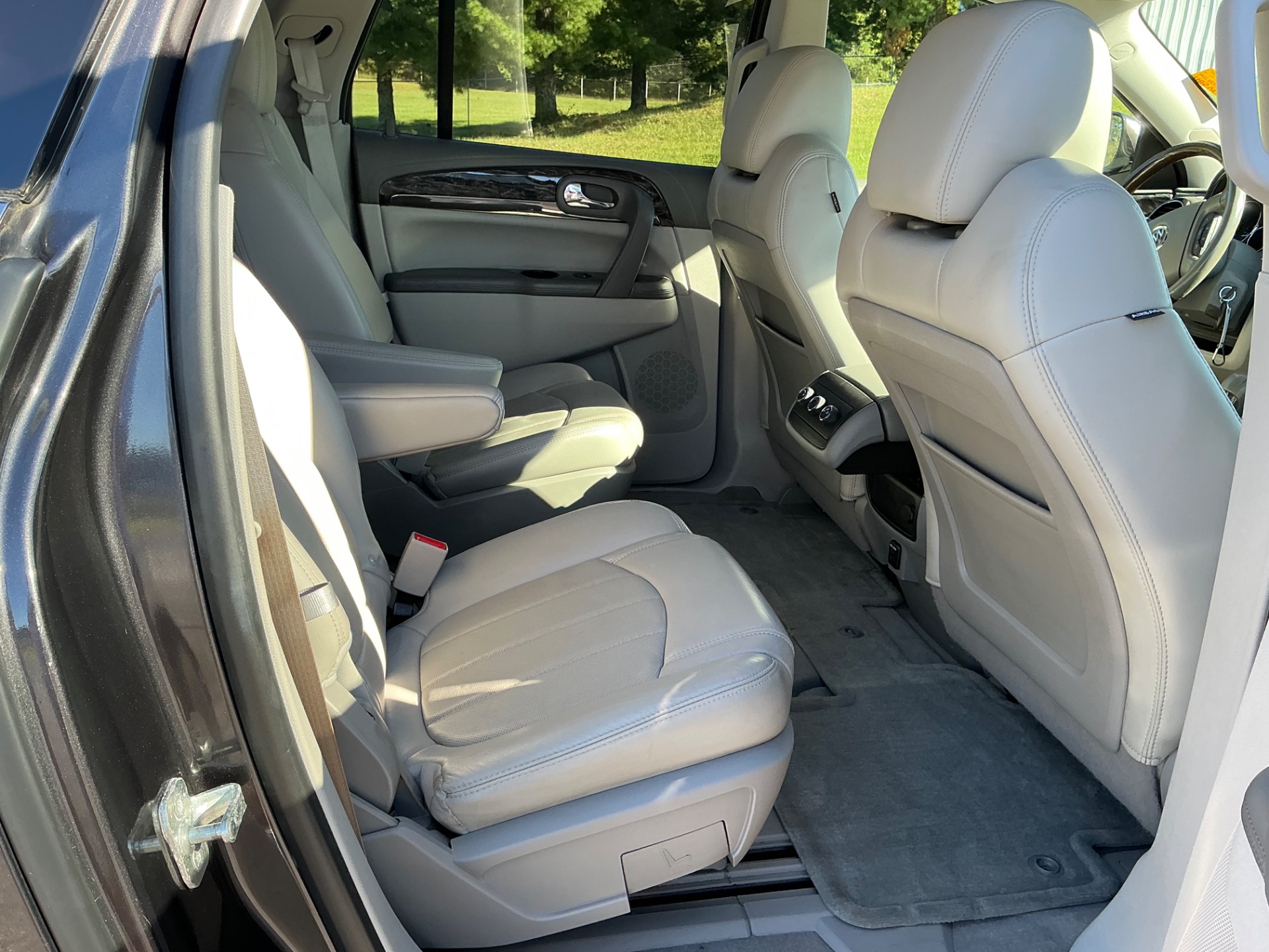 The Car Store, Inc. - Used vehicle - SUV BUICK ENCLAVE 2014
